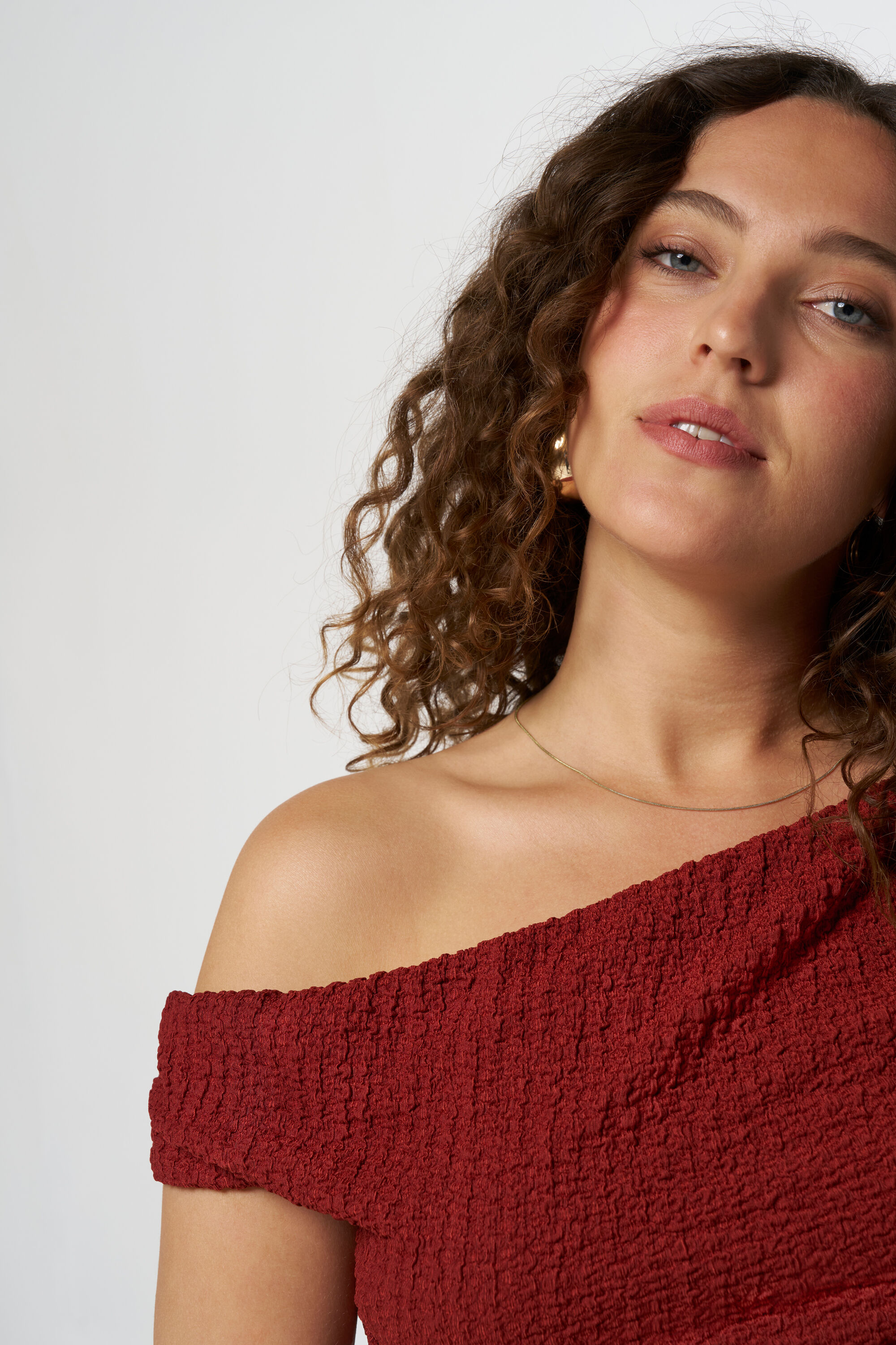 Top &agrave; &eacute;paules d&eacute;nud&eacute;es image number 4