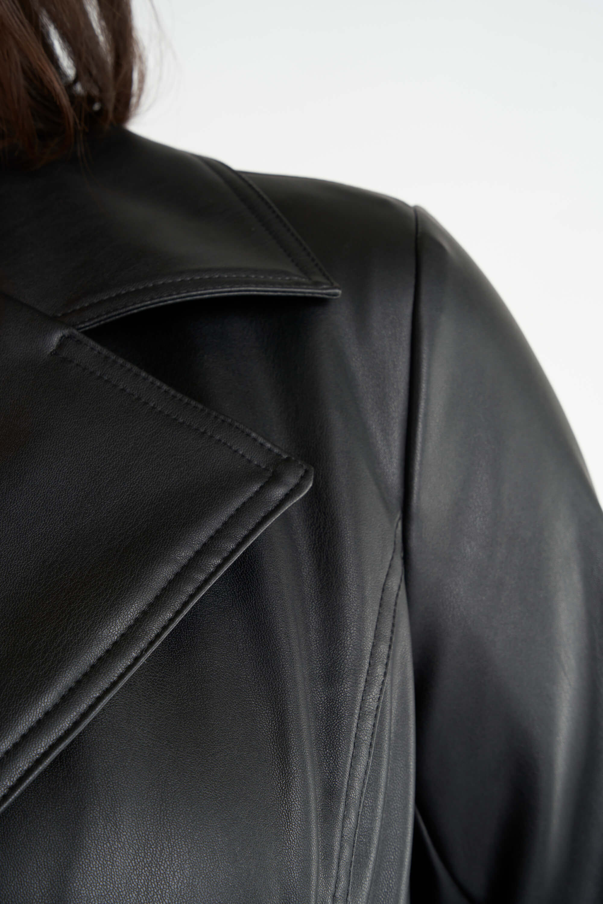 Veste en cuir PU avec ceinture image number 5