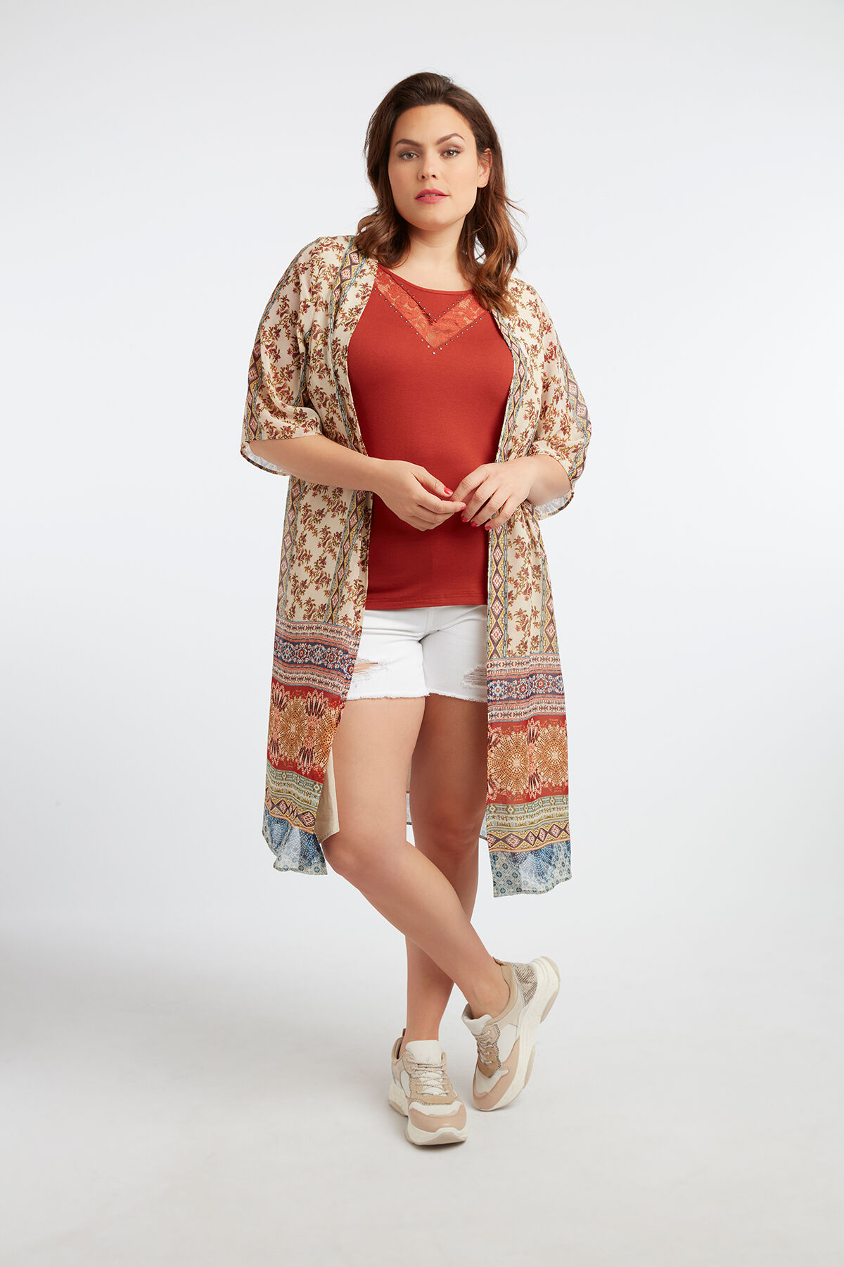 T-shirt avec d&eacute;tails en dentelle image number 5