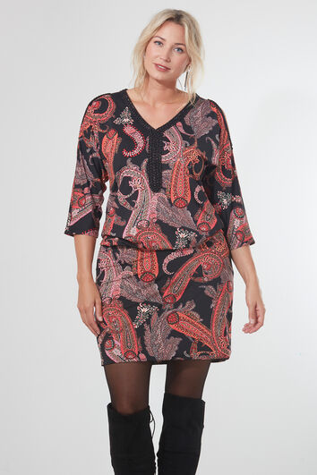 Robe avec d&eacute;tails tress&eacute;s et &eacute;paules ajour&eacute;es