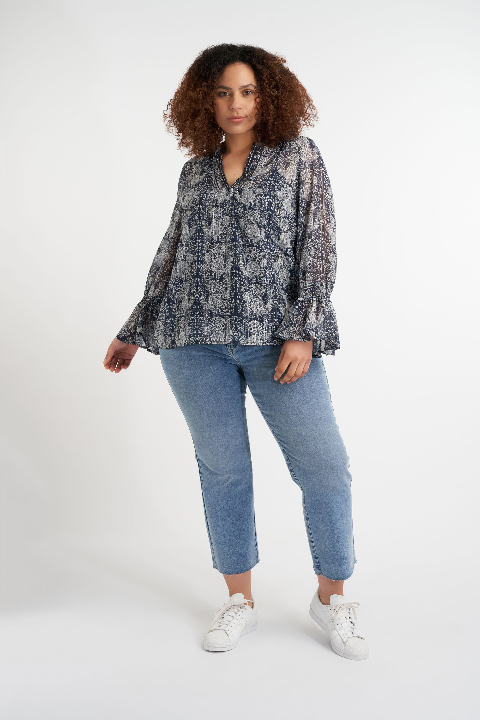 Chemisier avec des manches &agrave; volants image number 5