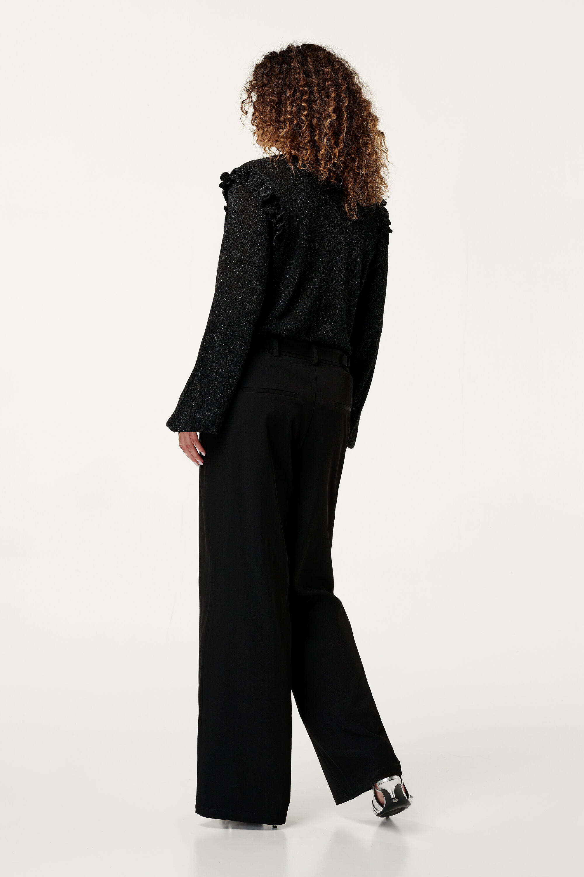 Pantalon avec ceinture image number 3