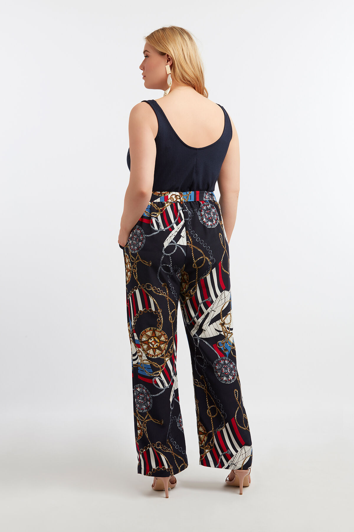 Body avec noeud image number 4