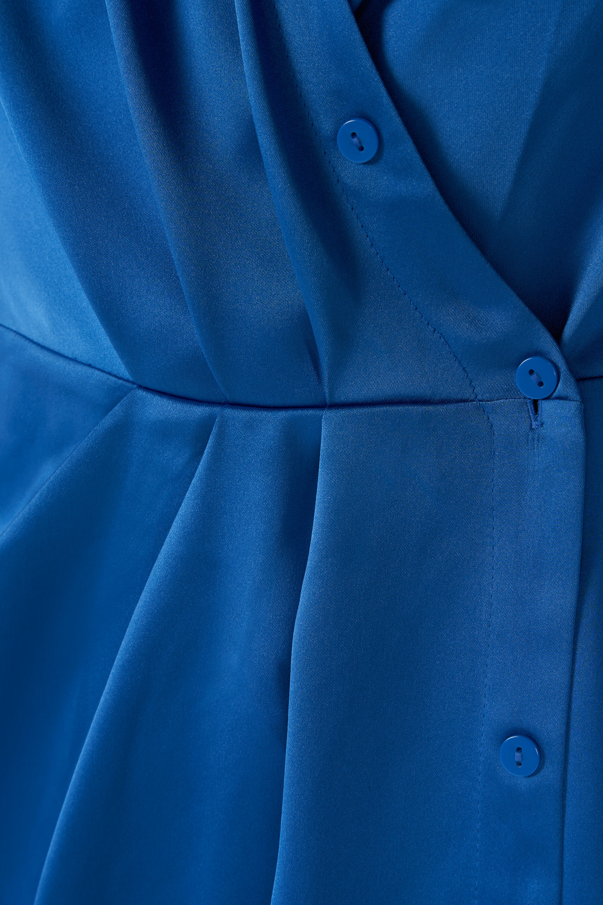 Robe midi en satin image number 4