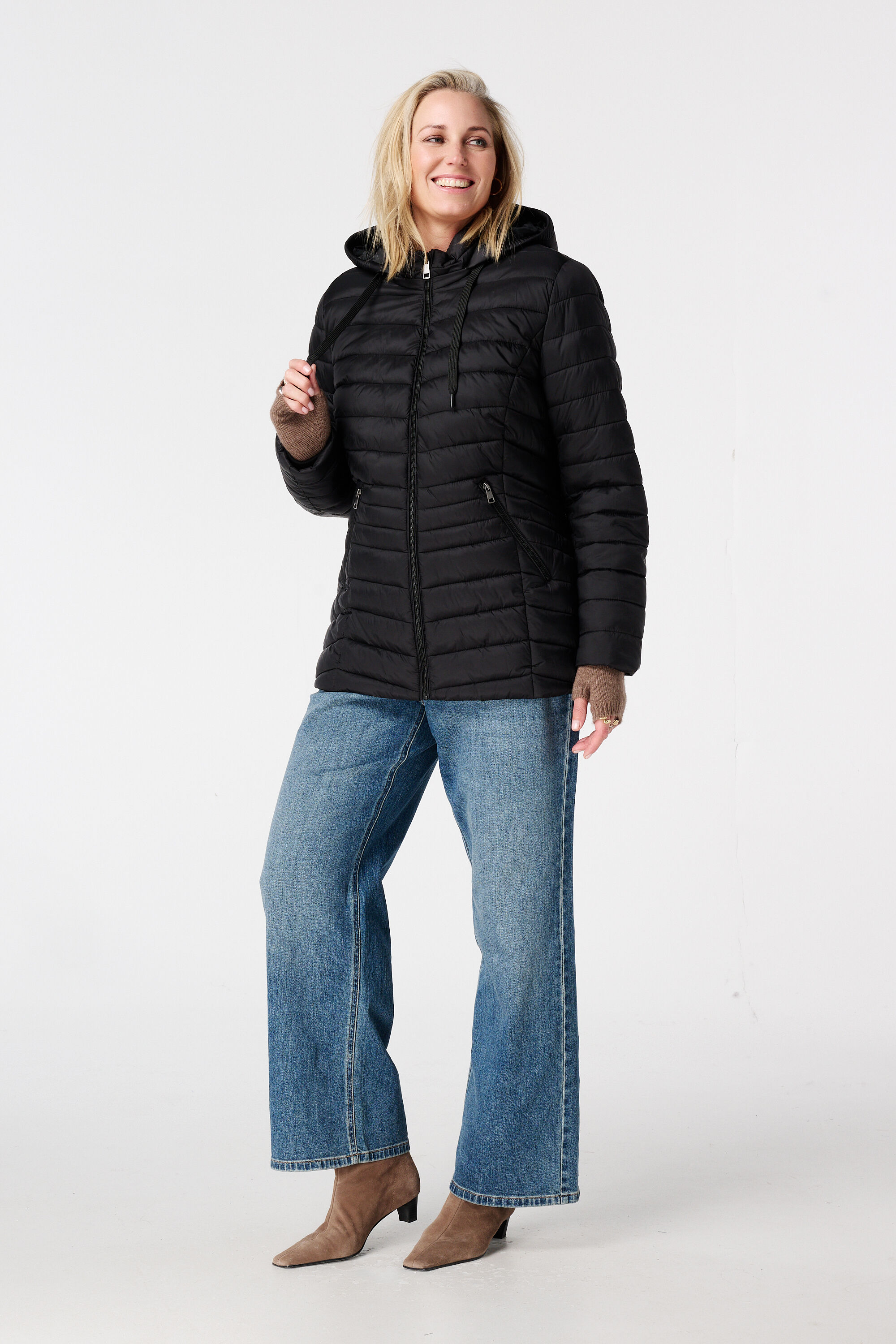 Veste l&eacute;g&egrave;rement matelass&eacute;e image number 5