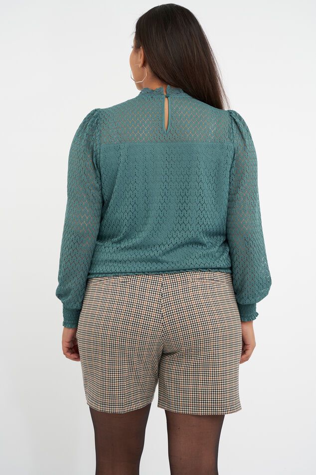 Haut en dentelle image number 3