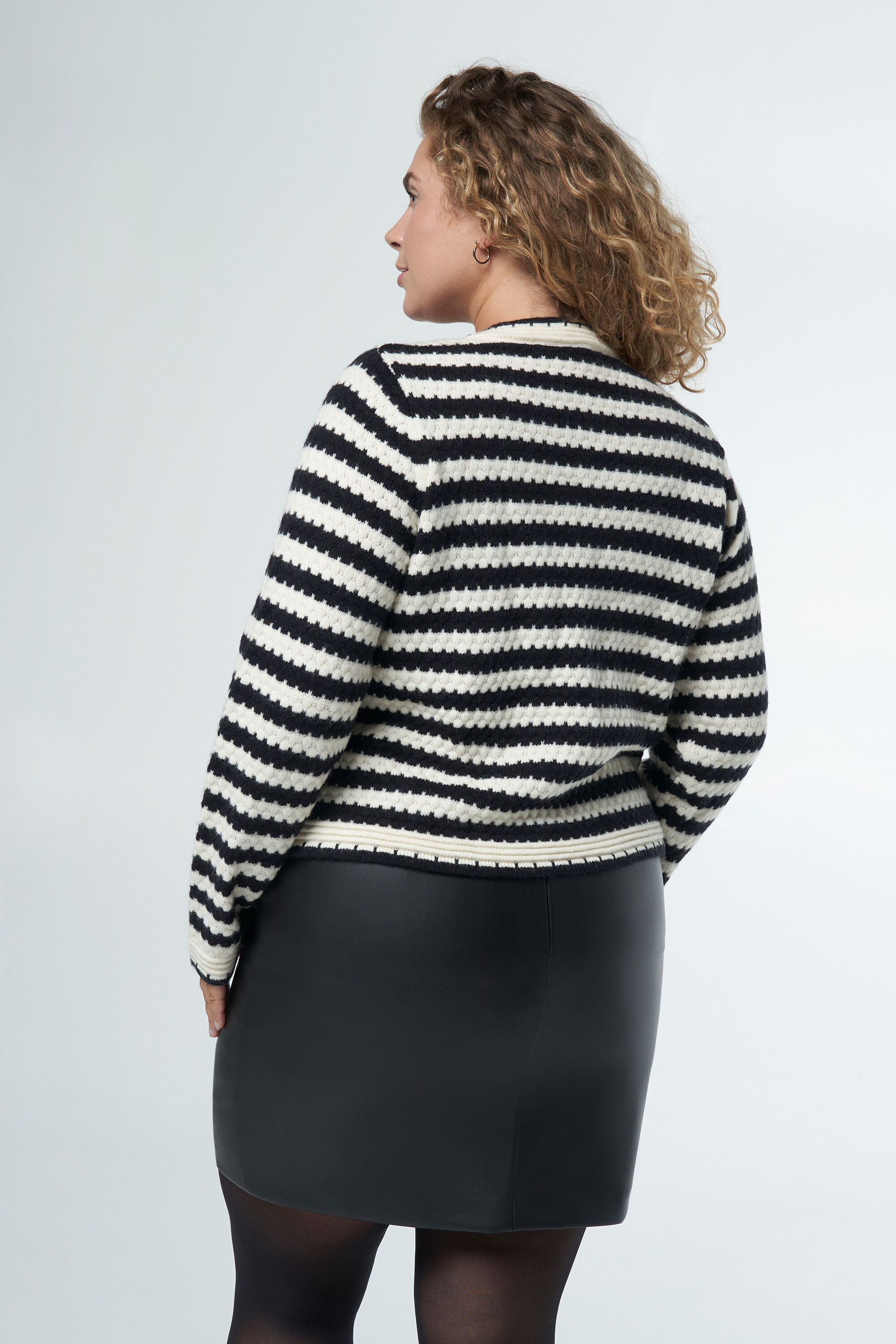 Gilet ray&eacute; image number 3