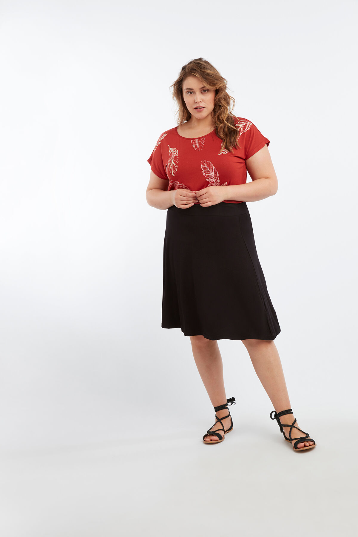 T-shirt avec imprim&eacute; plumes image number 3