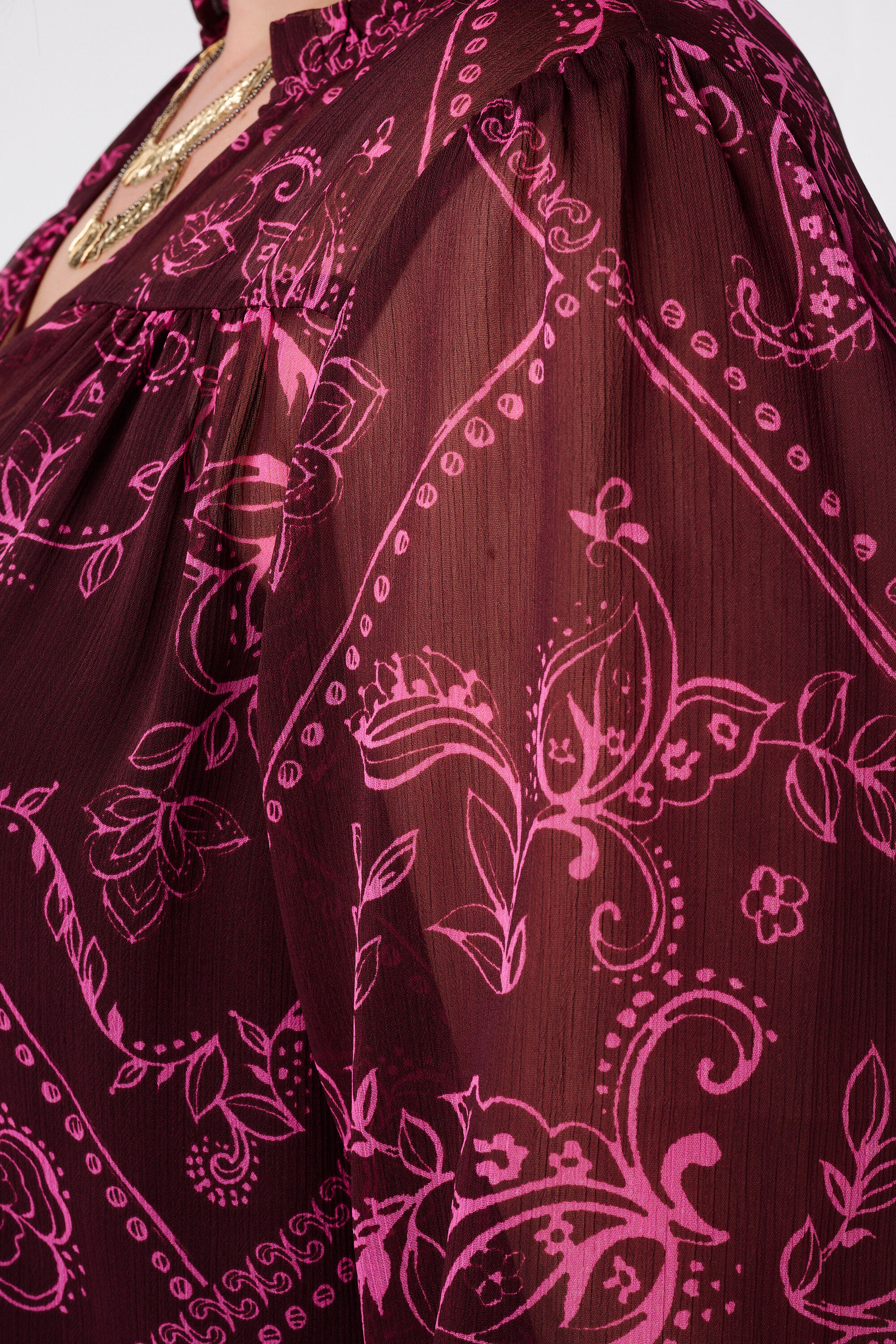 Blouse transparente imprim&eacute;e image number 6