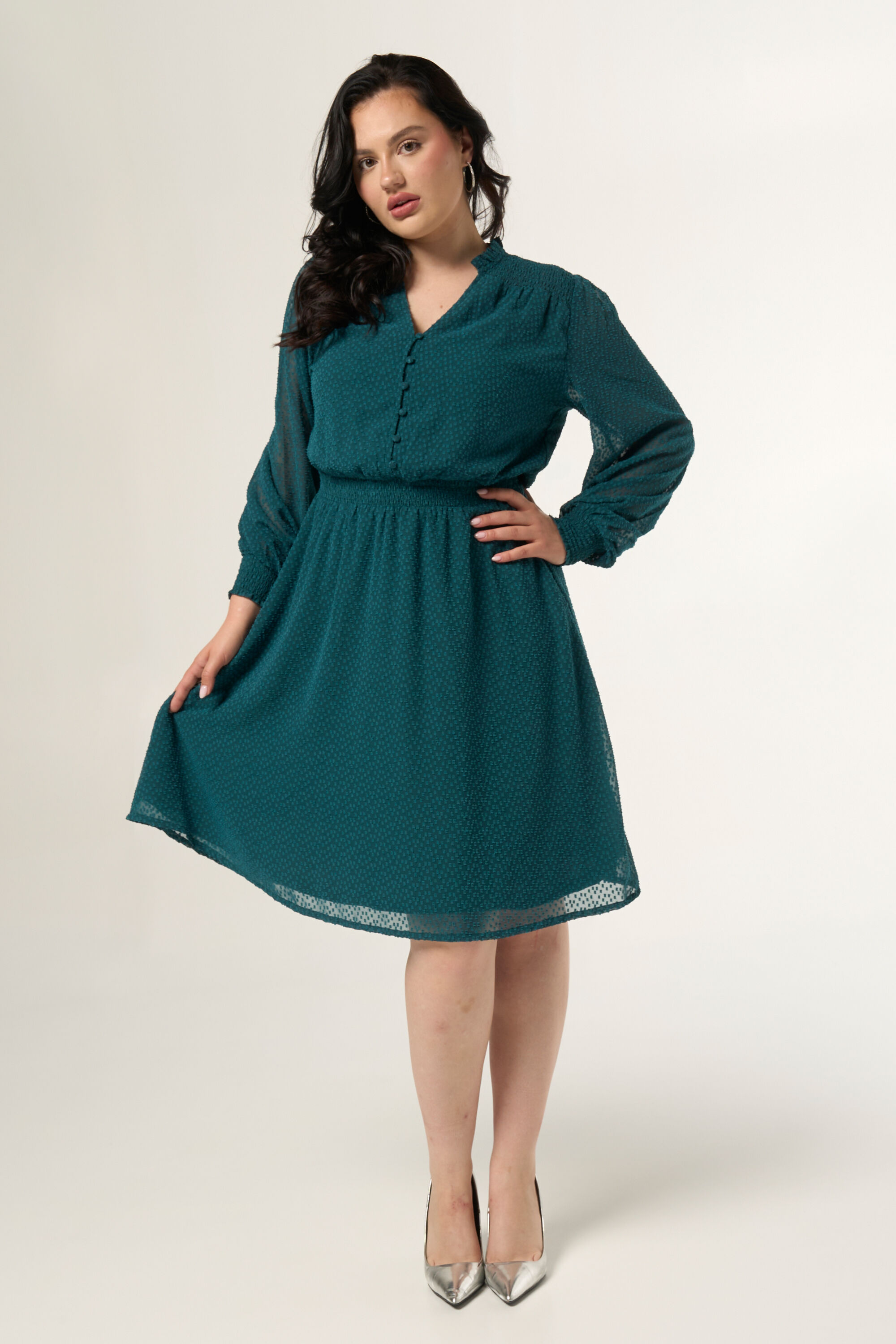 Robe &agrave; boutons image number 5