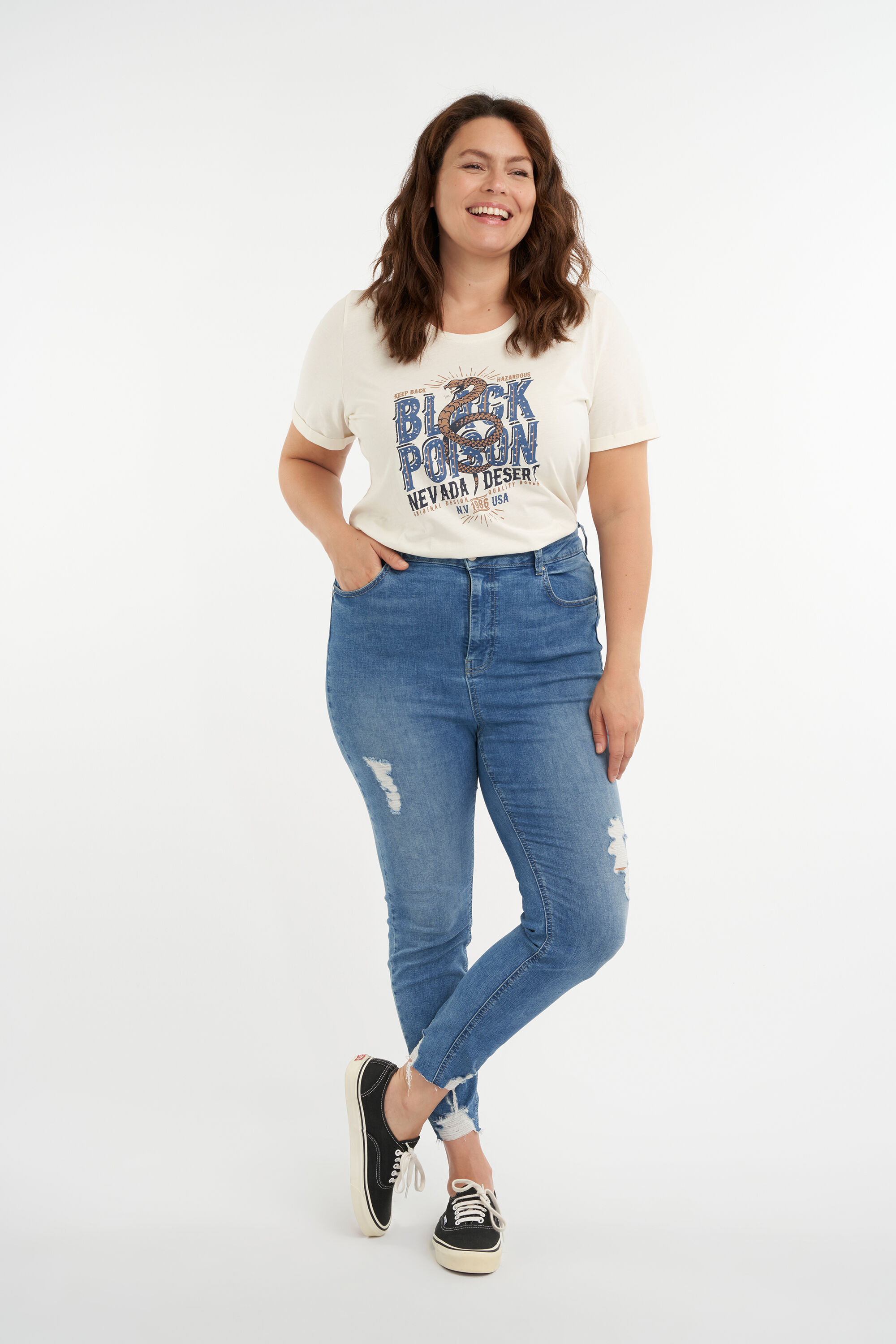 Jeans avec d&eacute;chirures