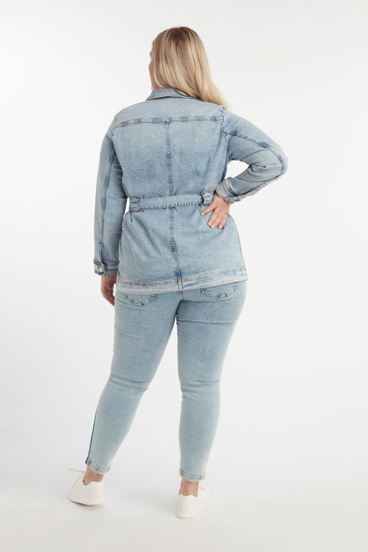 Veste en jeans avec ceinture best sale