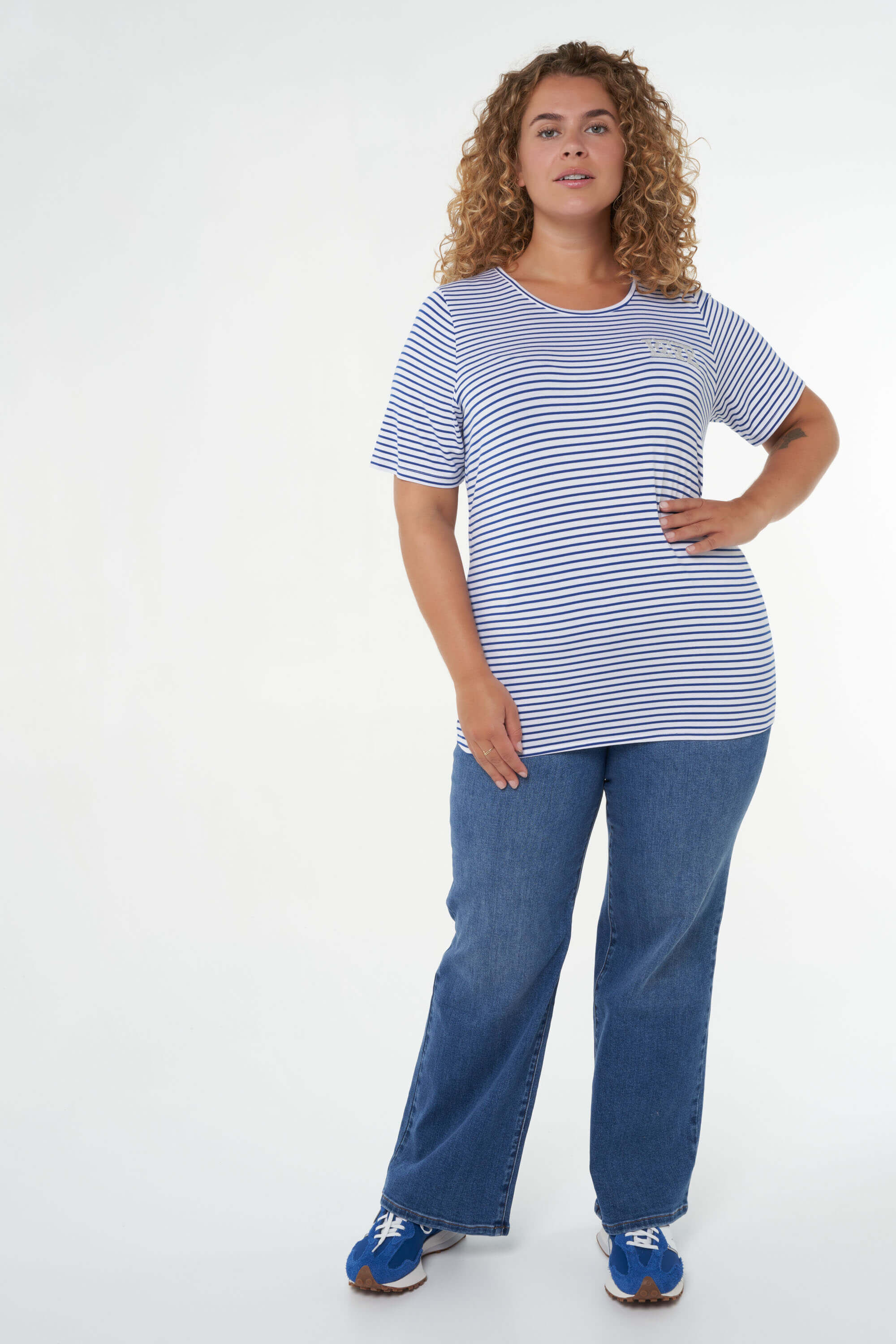 T-shirt ray&eacute; &agrave; imprim&eacute; image number 6