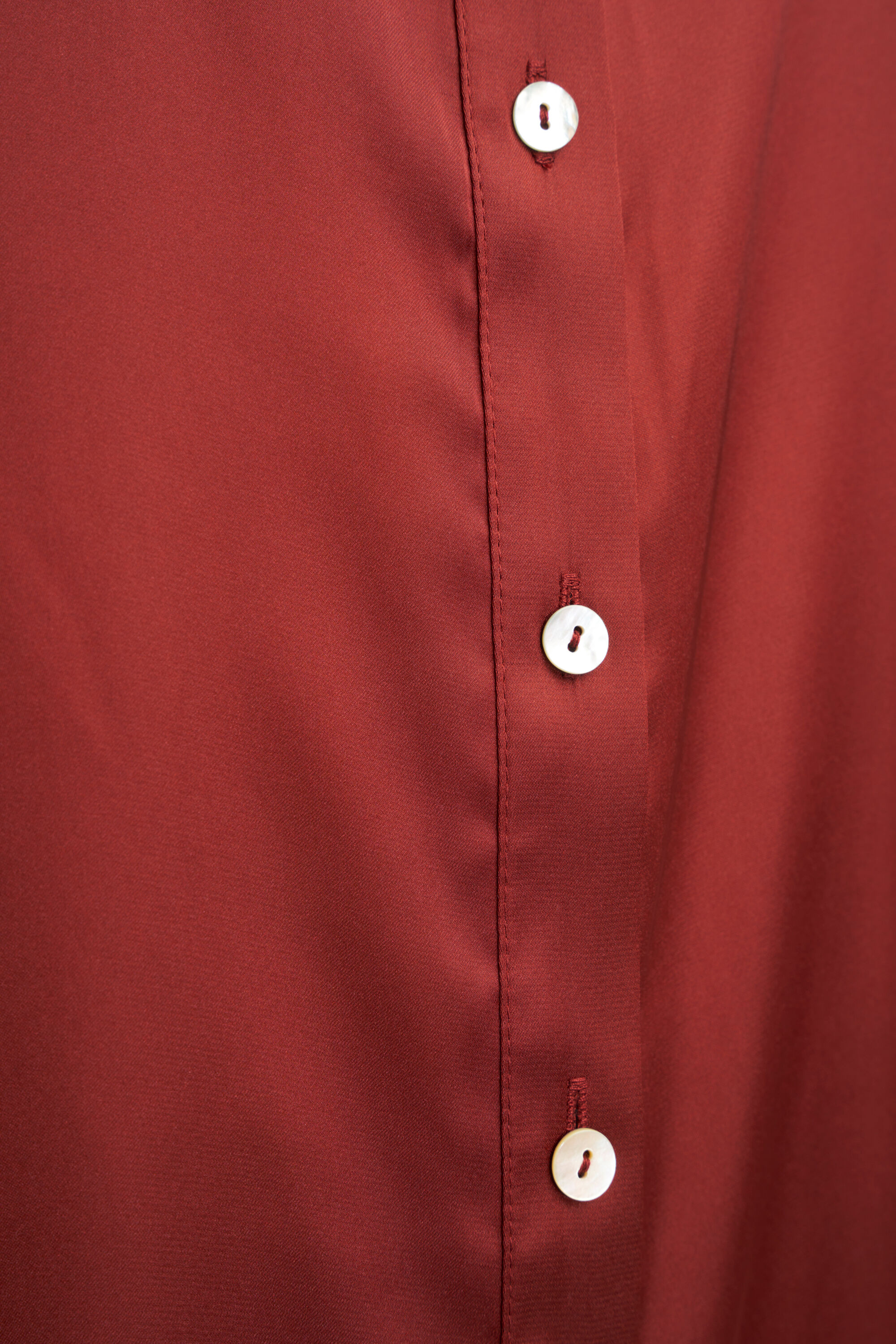 Chemisier en satin  image number 4