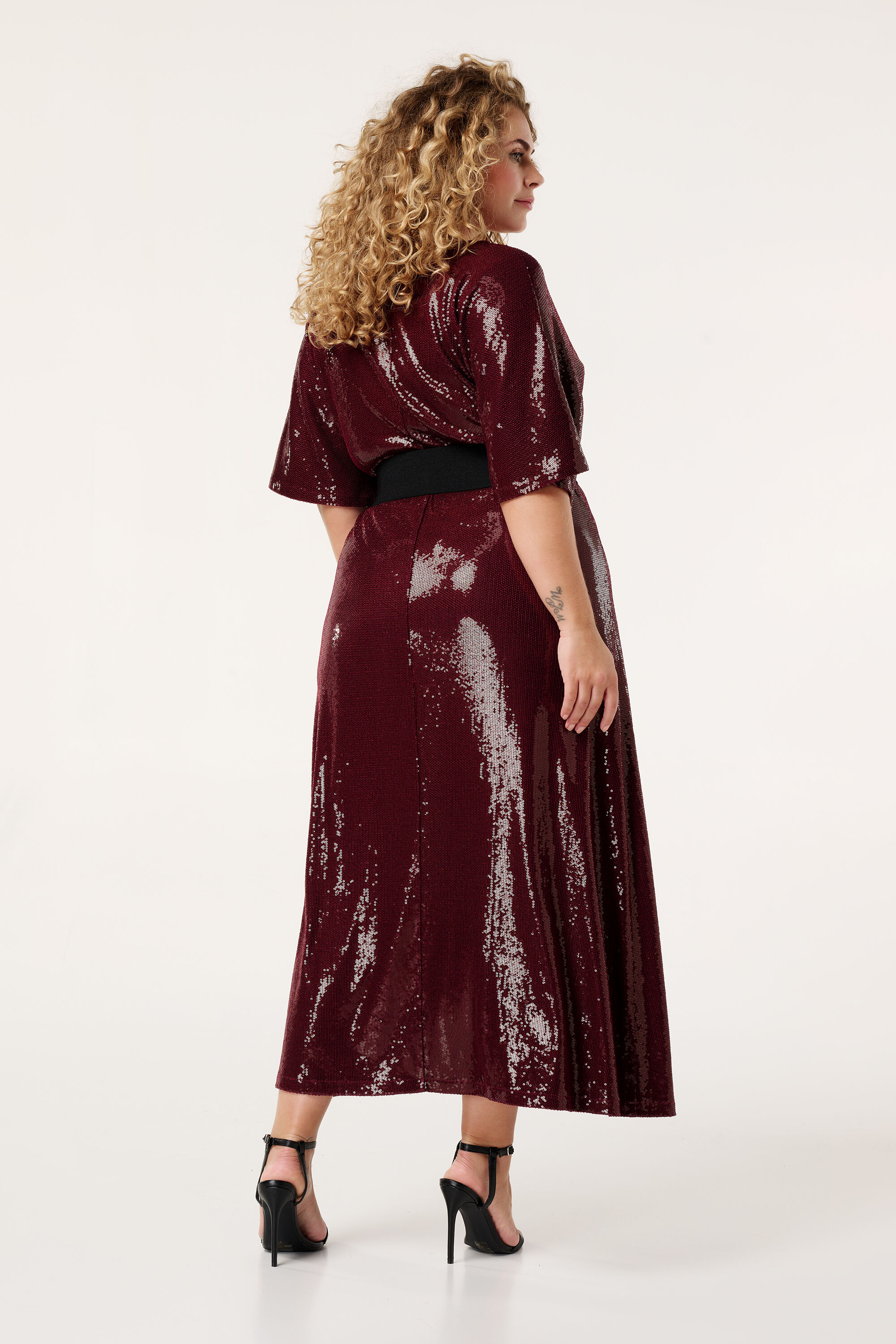 Robe longue avec paillettes image number 3