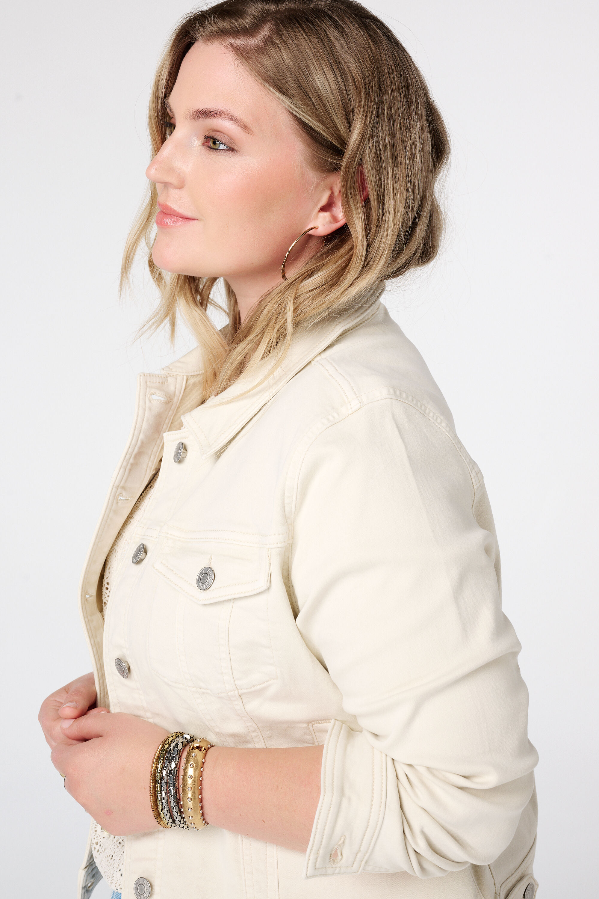 Veste en jean avec fermeture &agrave; boutons image number 4