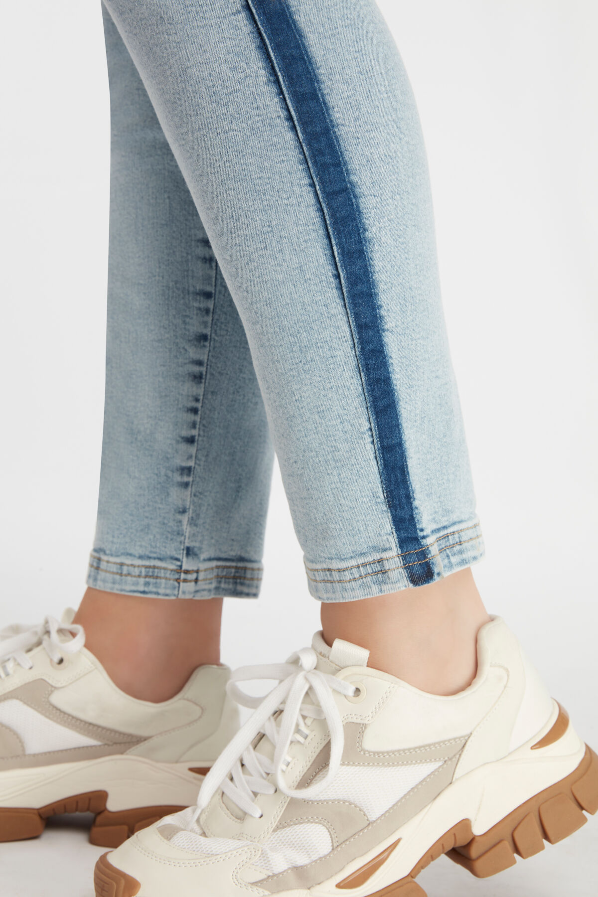 Jean ray&eacute; image number 3