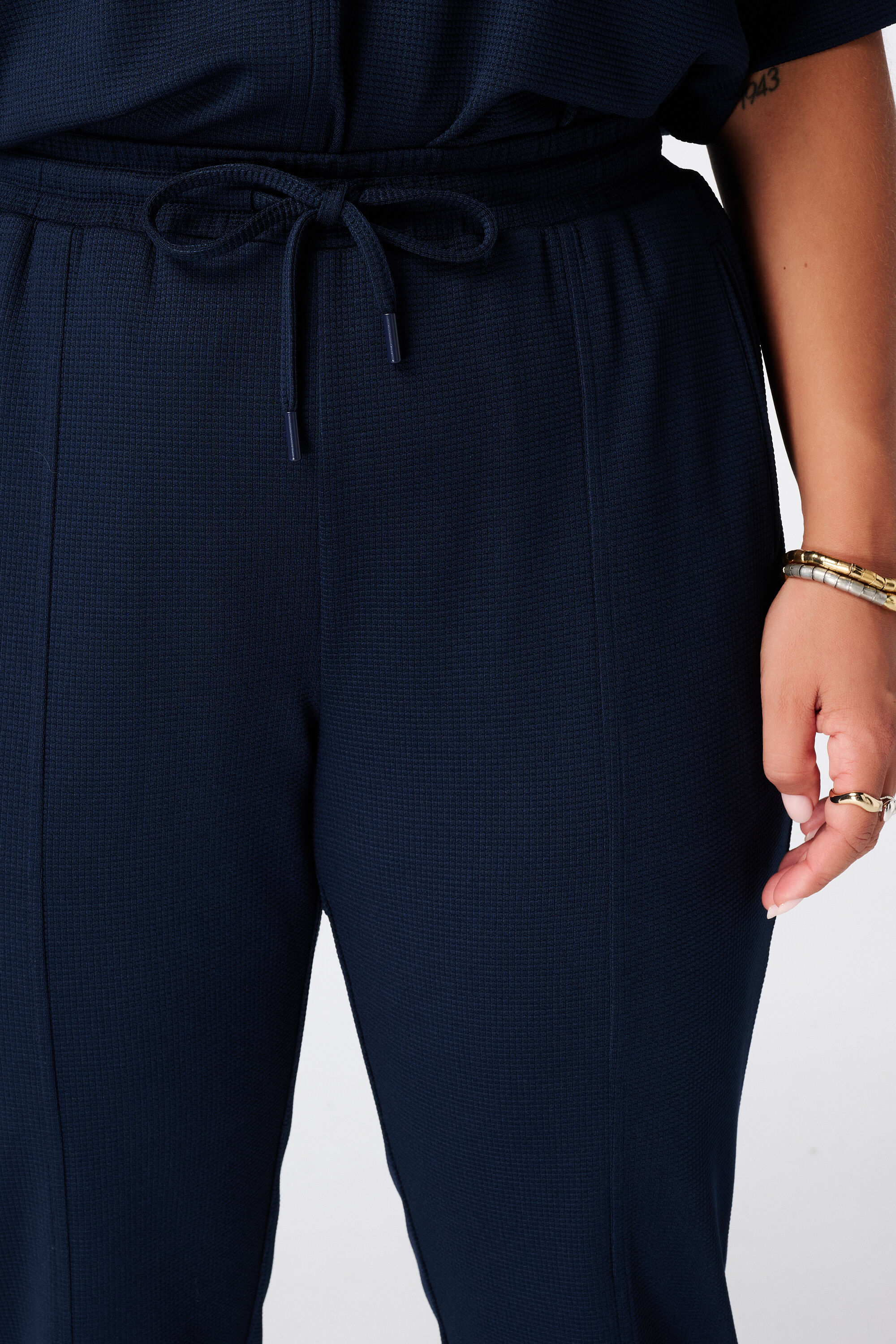 Pantalon avec cordon coulissant image number 4