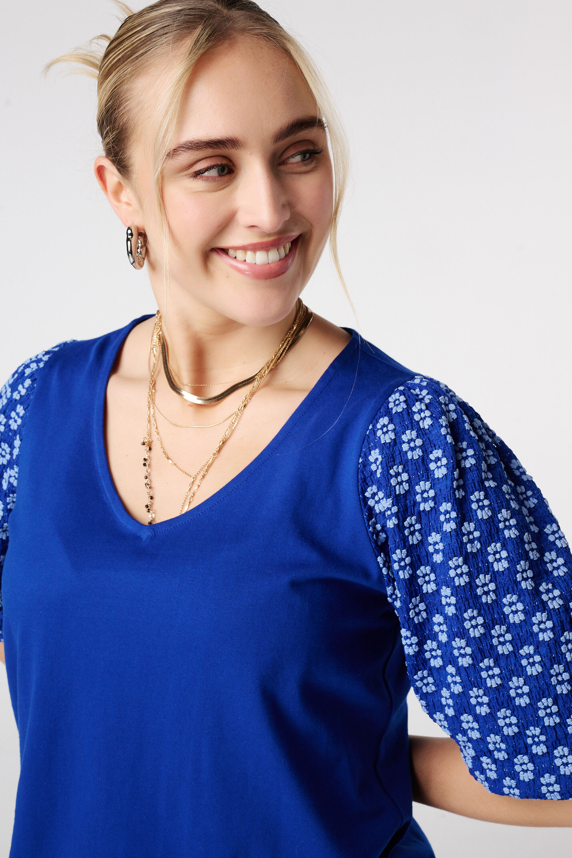 Top &agrave; manches bouffantes image number 4