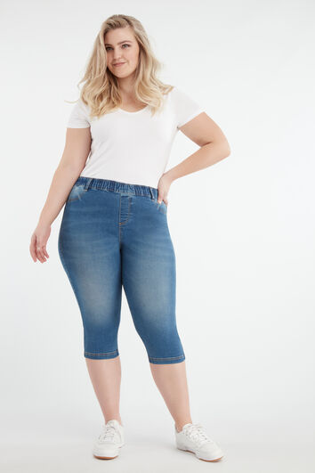 Tregging court POPPY