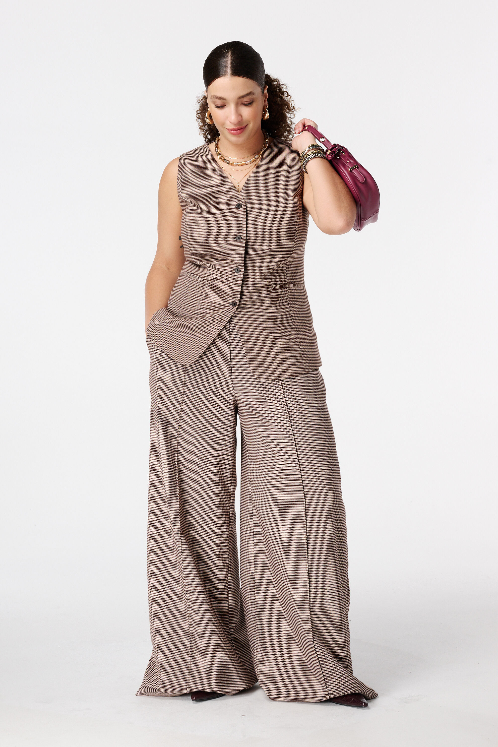 Pantalon large avec ceinture image number 6