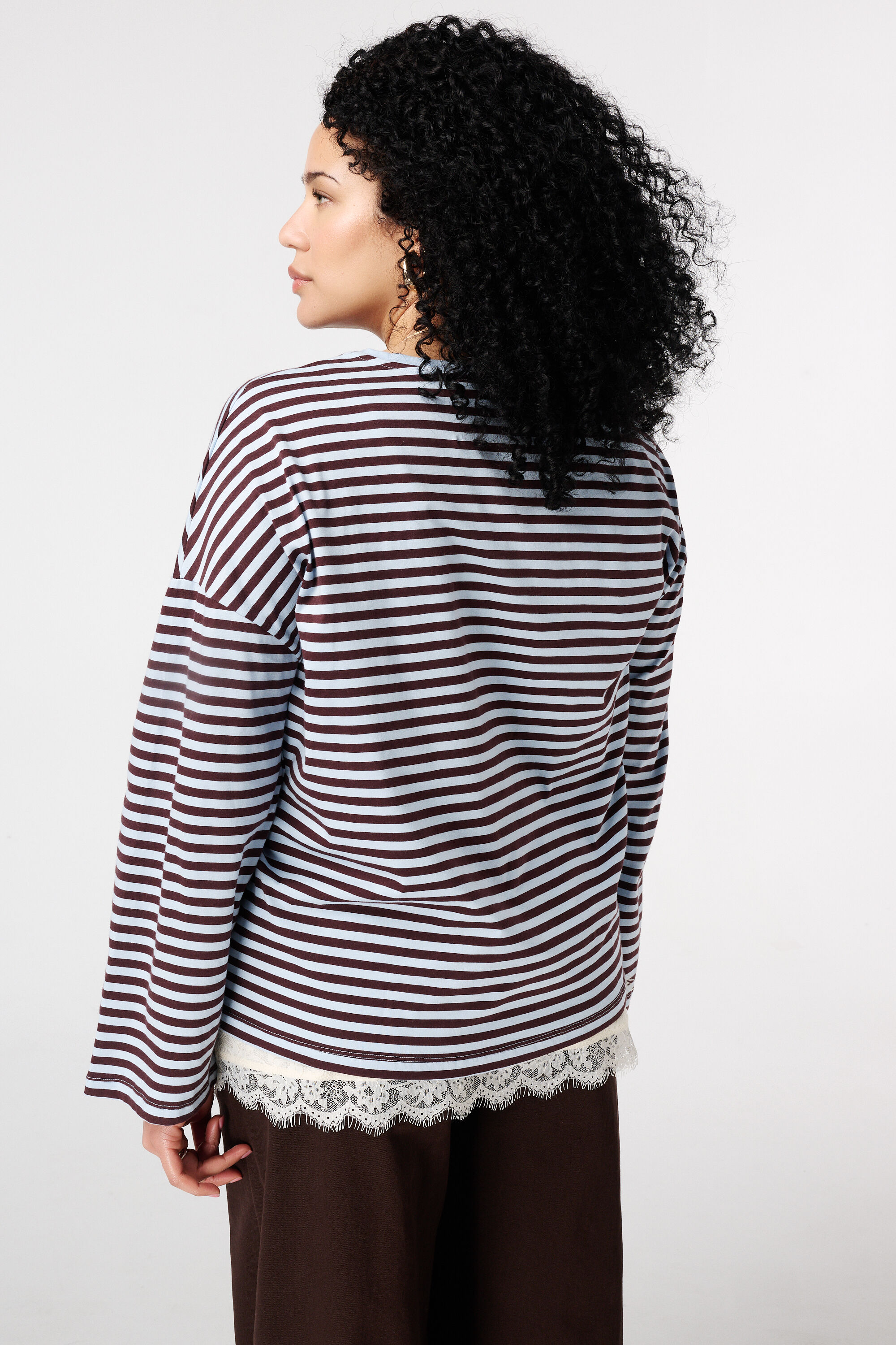 Top &agrave; manches longues ray&eacute; image number 3