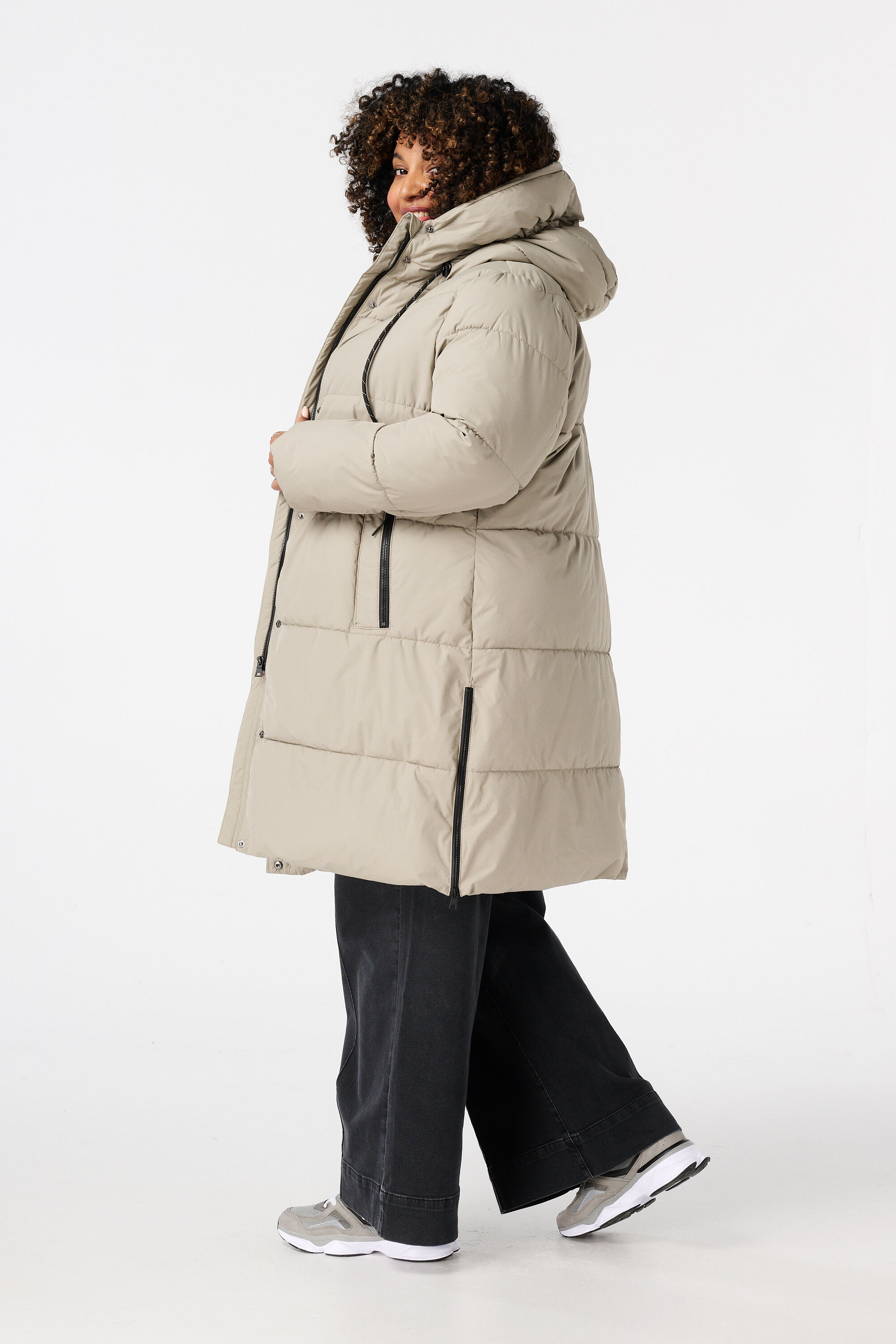 Veste &agrave; capuche image number 3