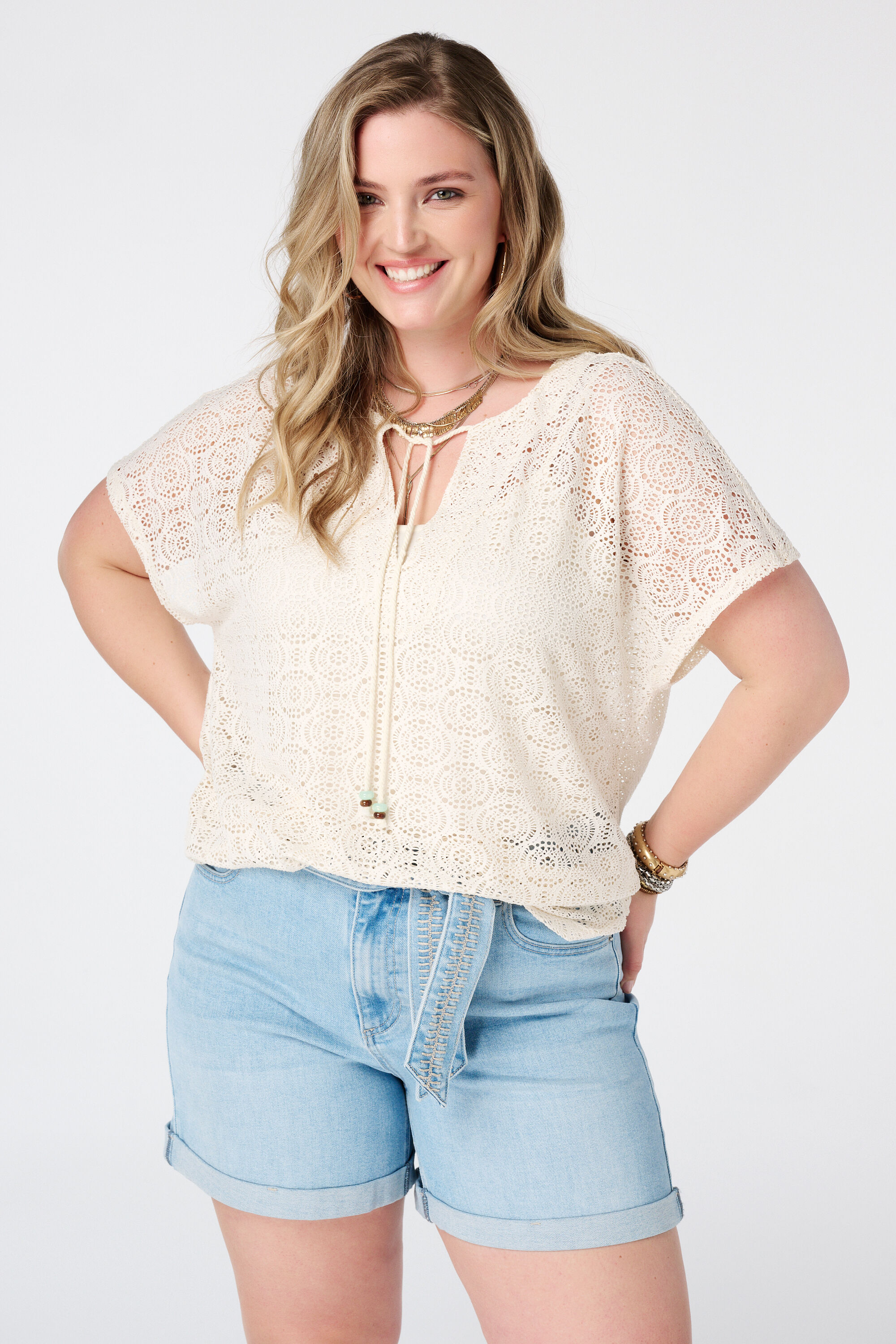 Top en dentelle avec cordons image number 0