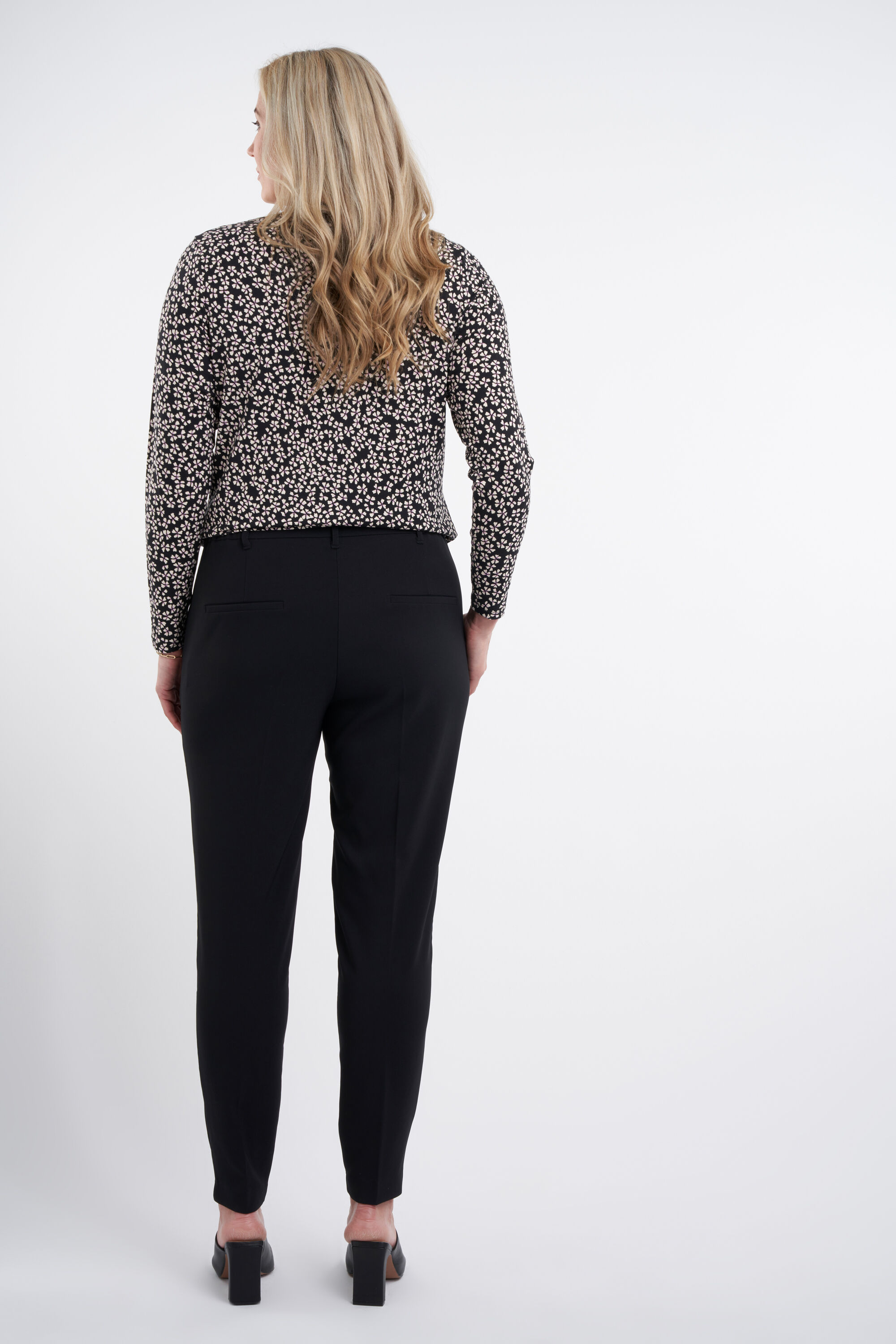 Pantalon  image number 4