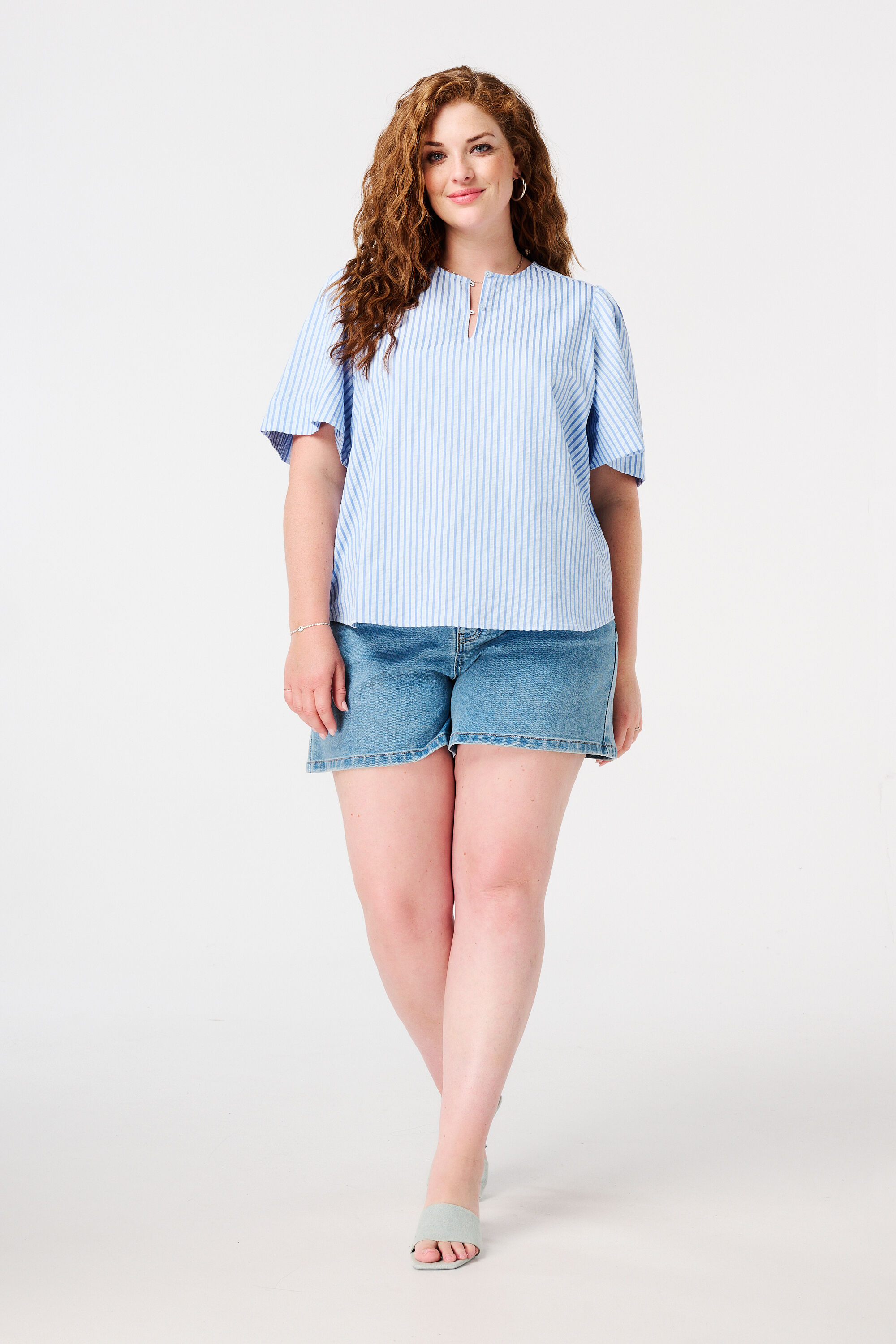 Chemisier &agrave; col rond image number 5