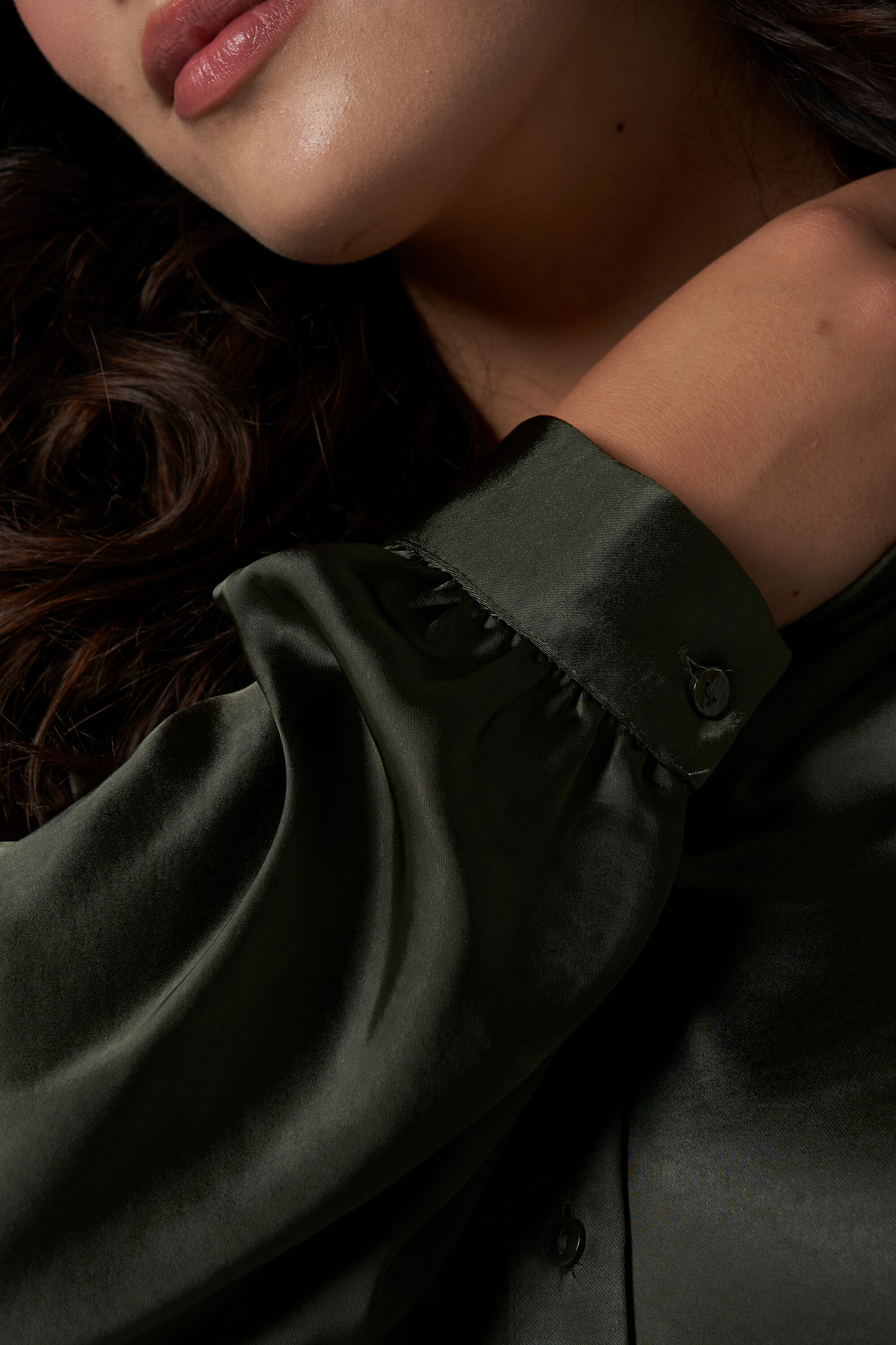 Chemisier avec aspect satin&eacute; image number 4