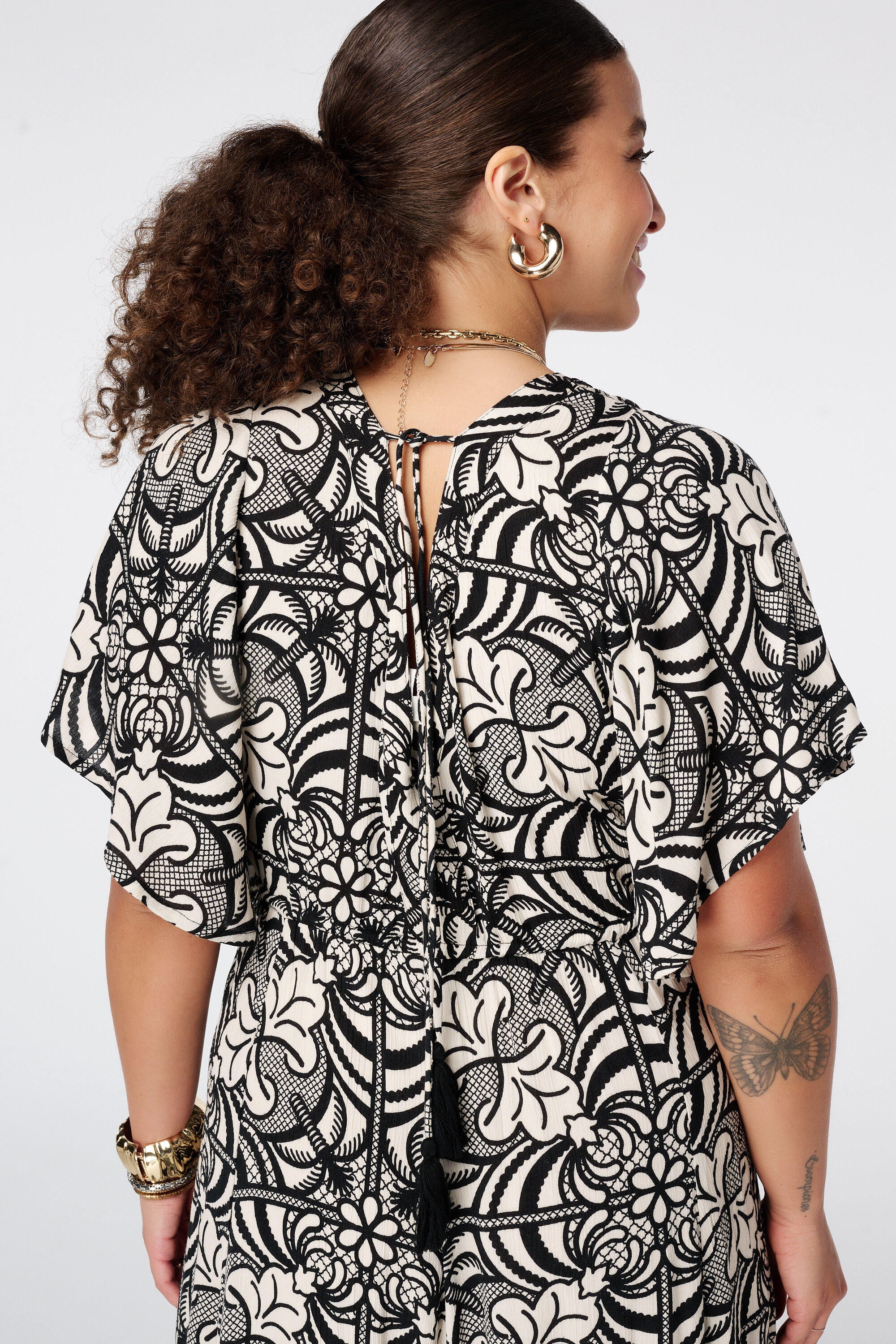 Robe maxi &agrave; manches papillon image number 5