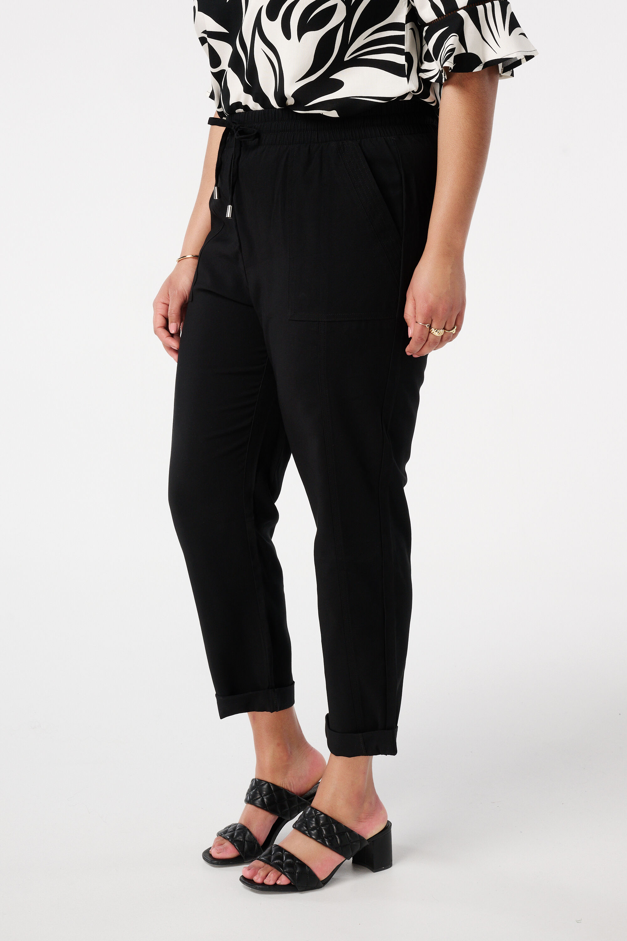 Pantalon avec taille &eacute;lastique image number 5