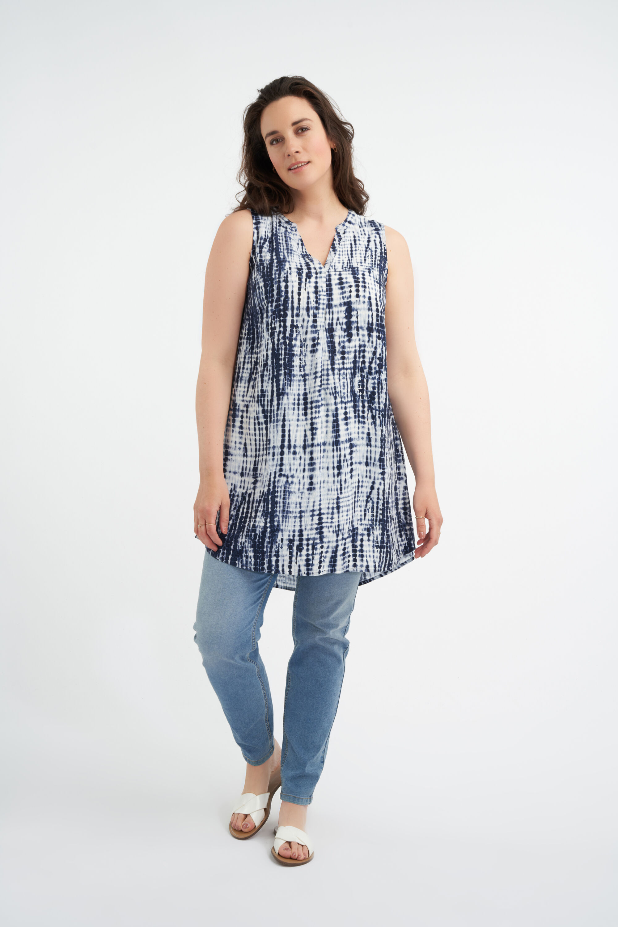 Chemisier long sans manches image number 4