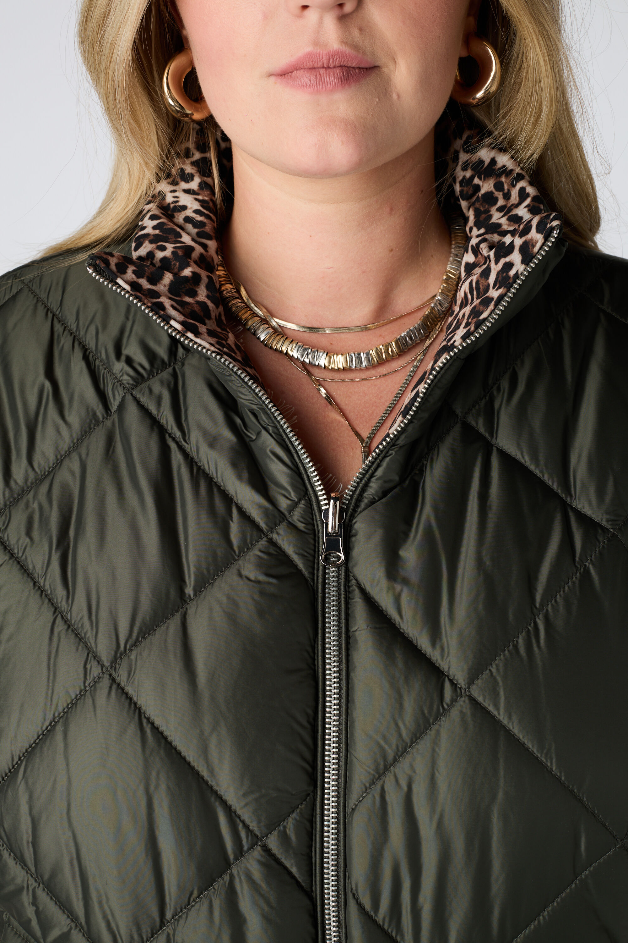 Bodywarmer matelass&eacute;e r&eacute;versible image number 6