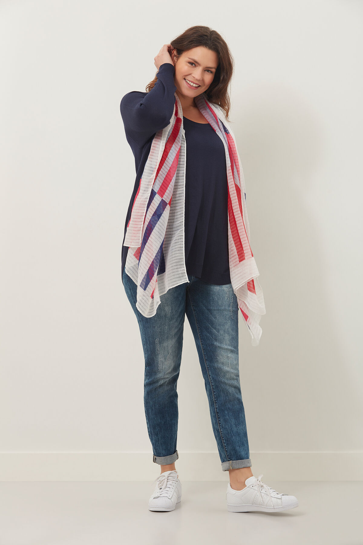 Foulard &agrave; rayures image number 3