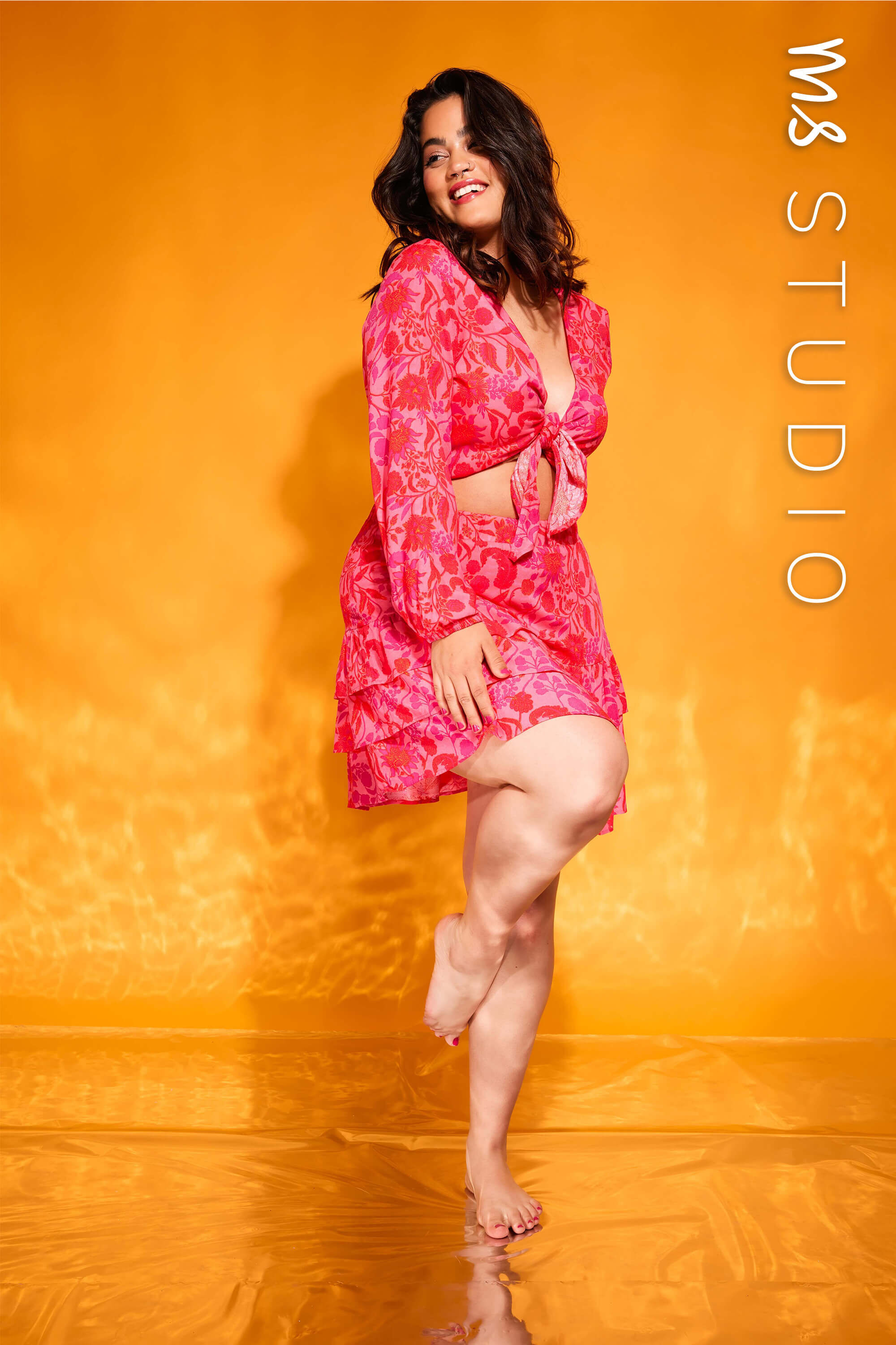 Haut court avec un n&oelig;ud image number 0