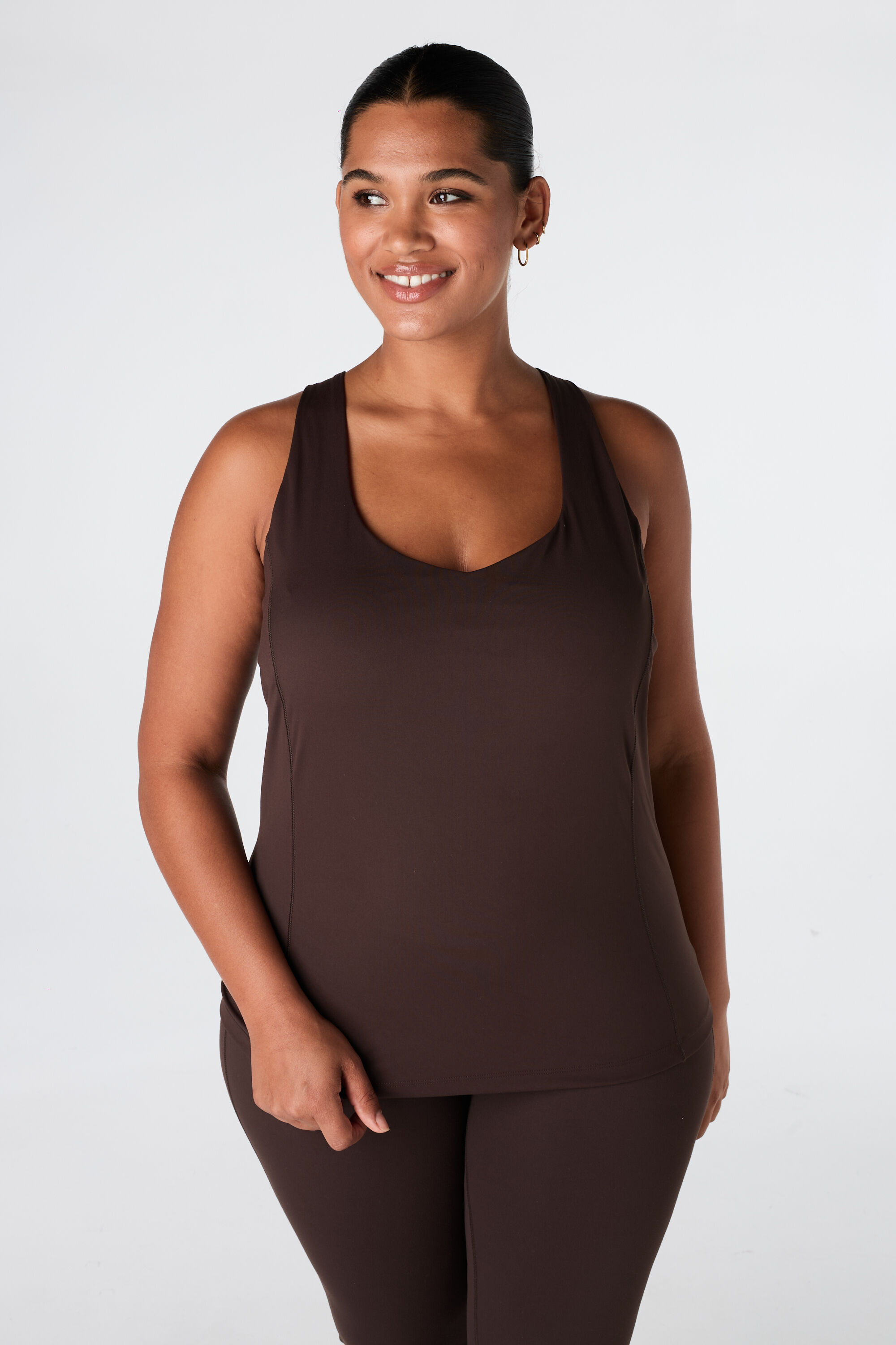 D&eacute;bardeur de sport avec soutien gorge int&eacute;gr&eacute; image number 0
