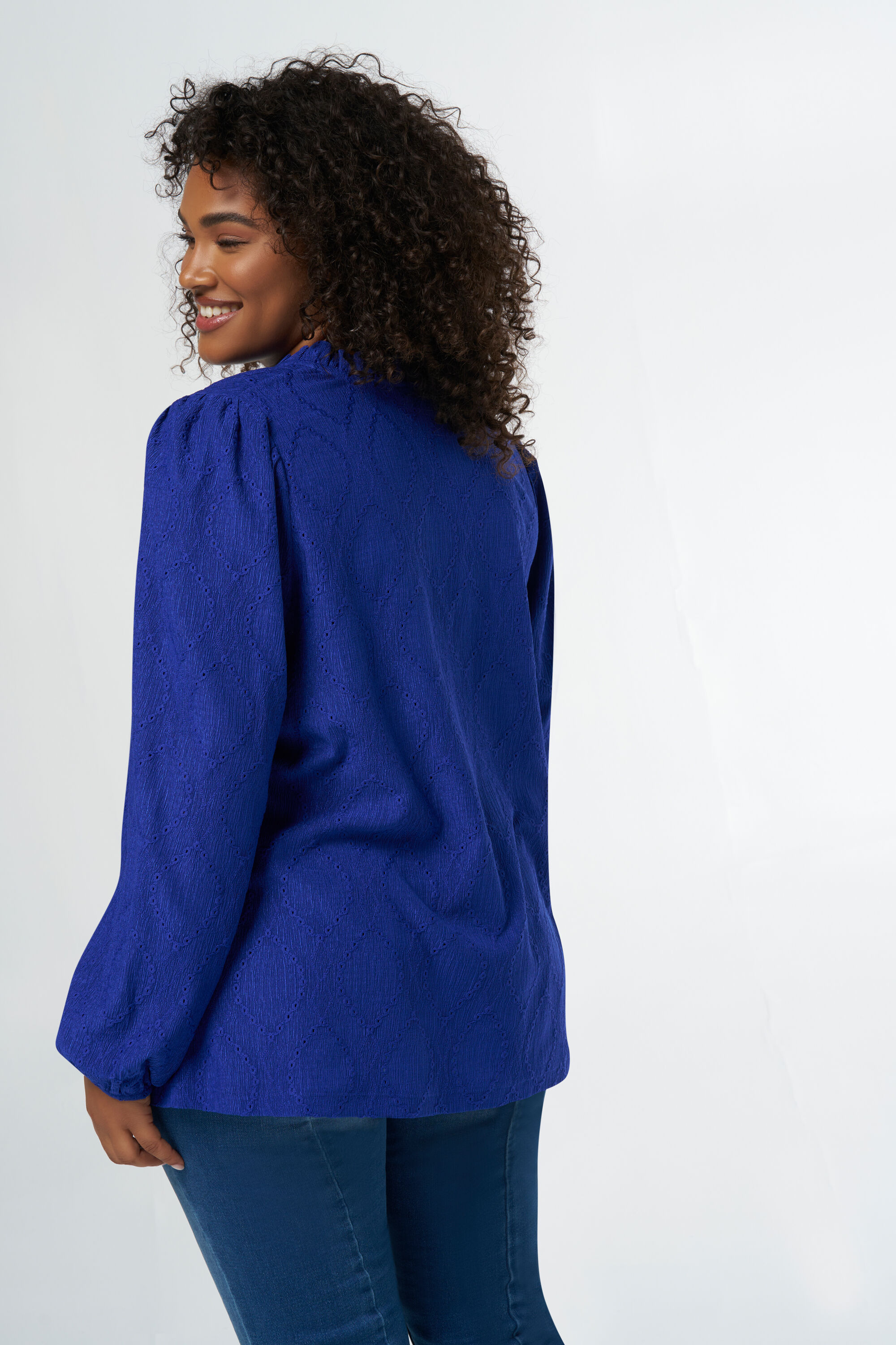 Haut brod&eacute; image number 3