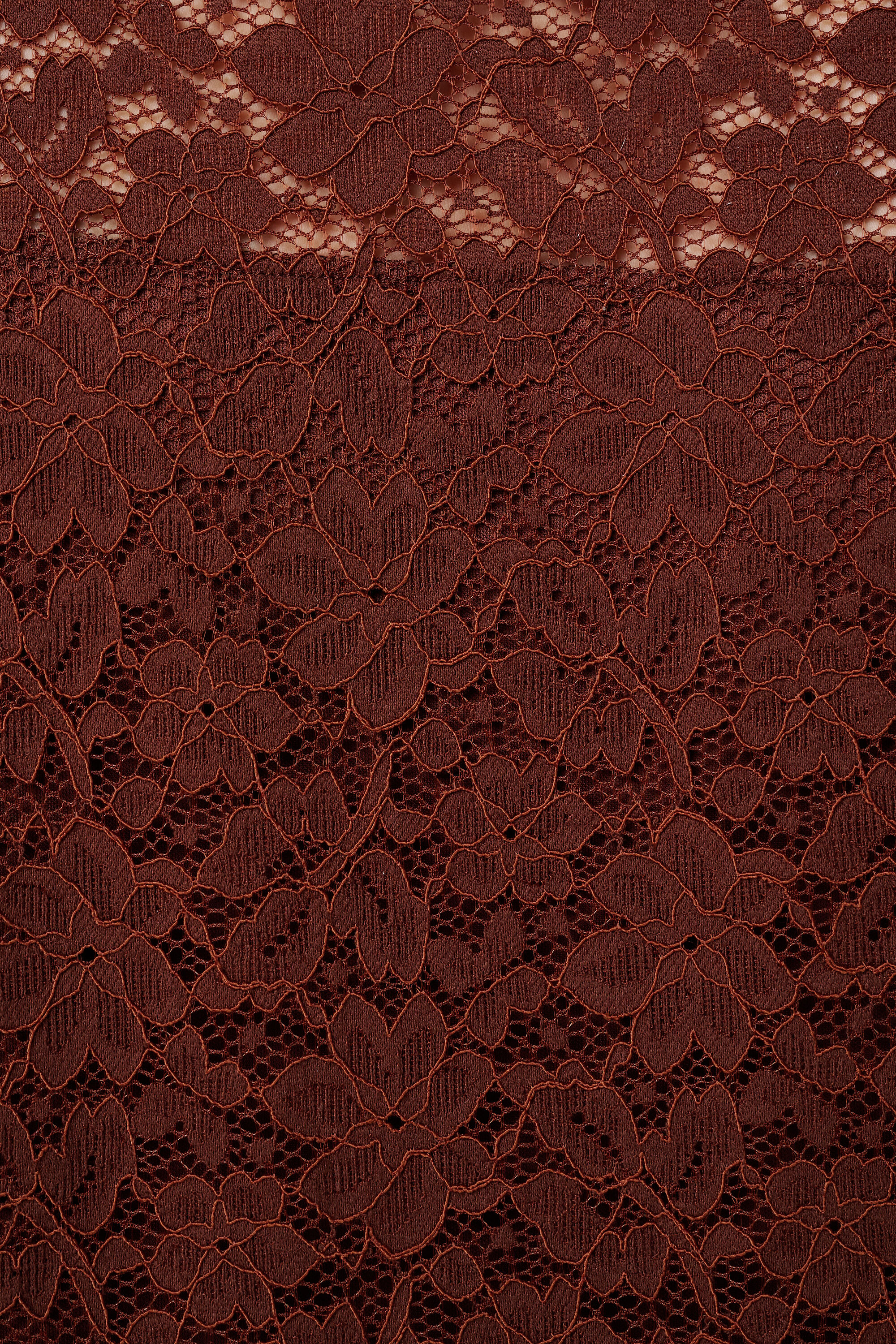 Top en dentelle image number 6