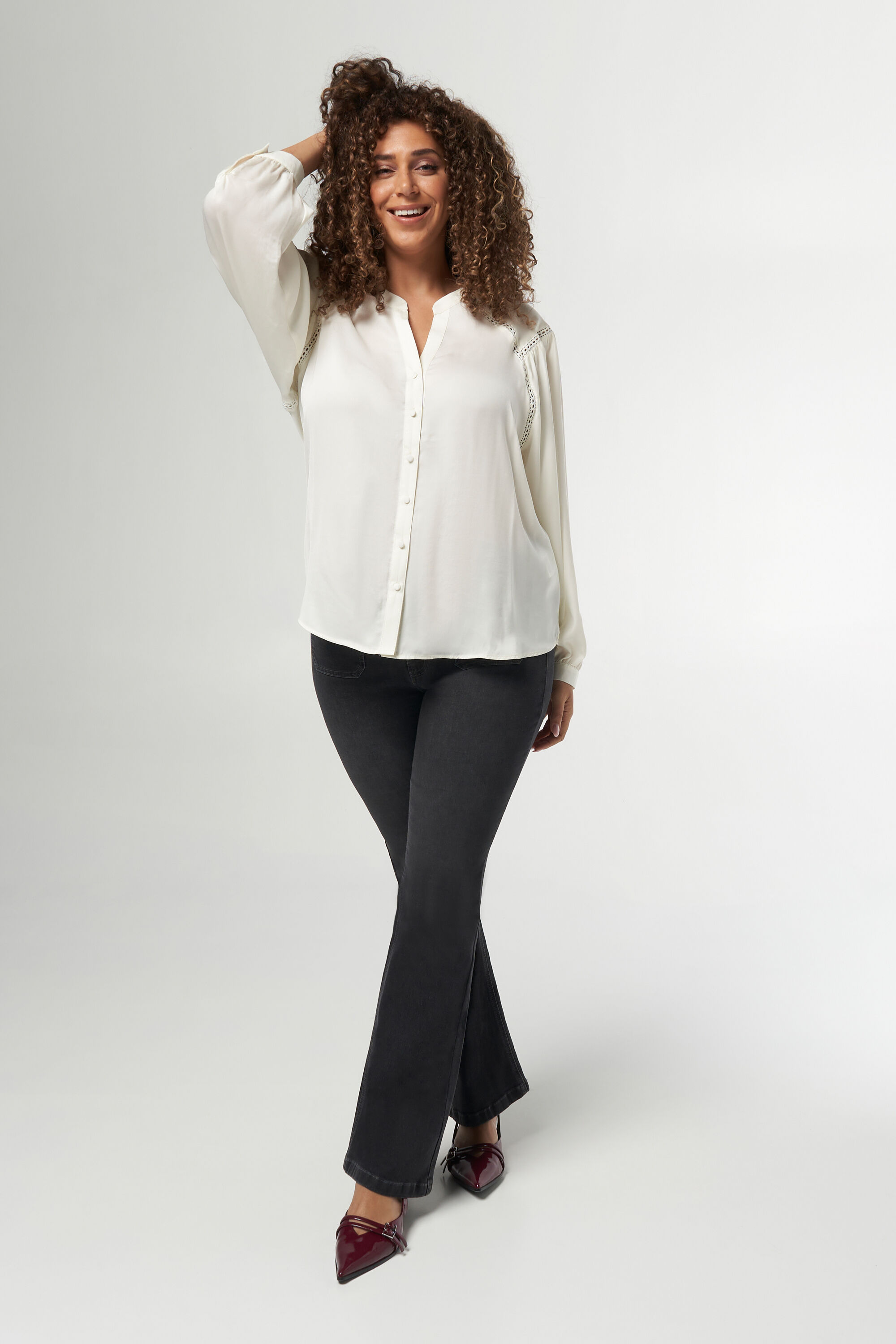 Chemisier avec d&eacute;tails de broderie image number 5