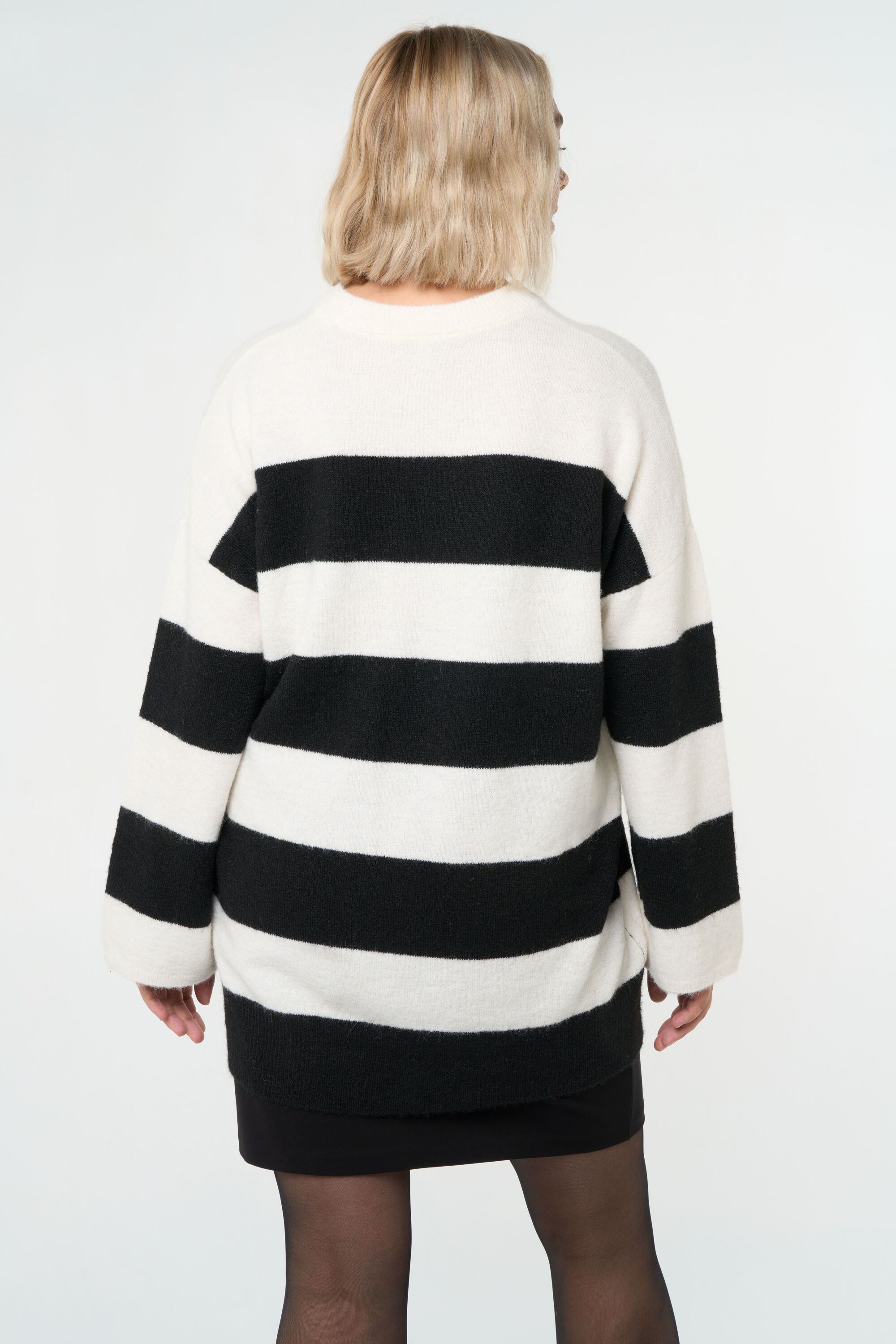 Pull &agrave; rayures  image number 4