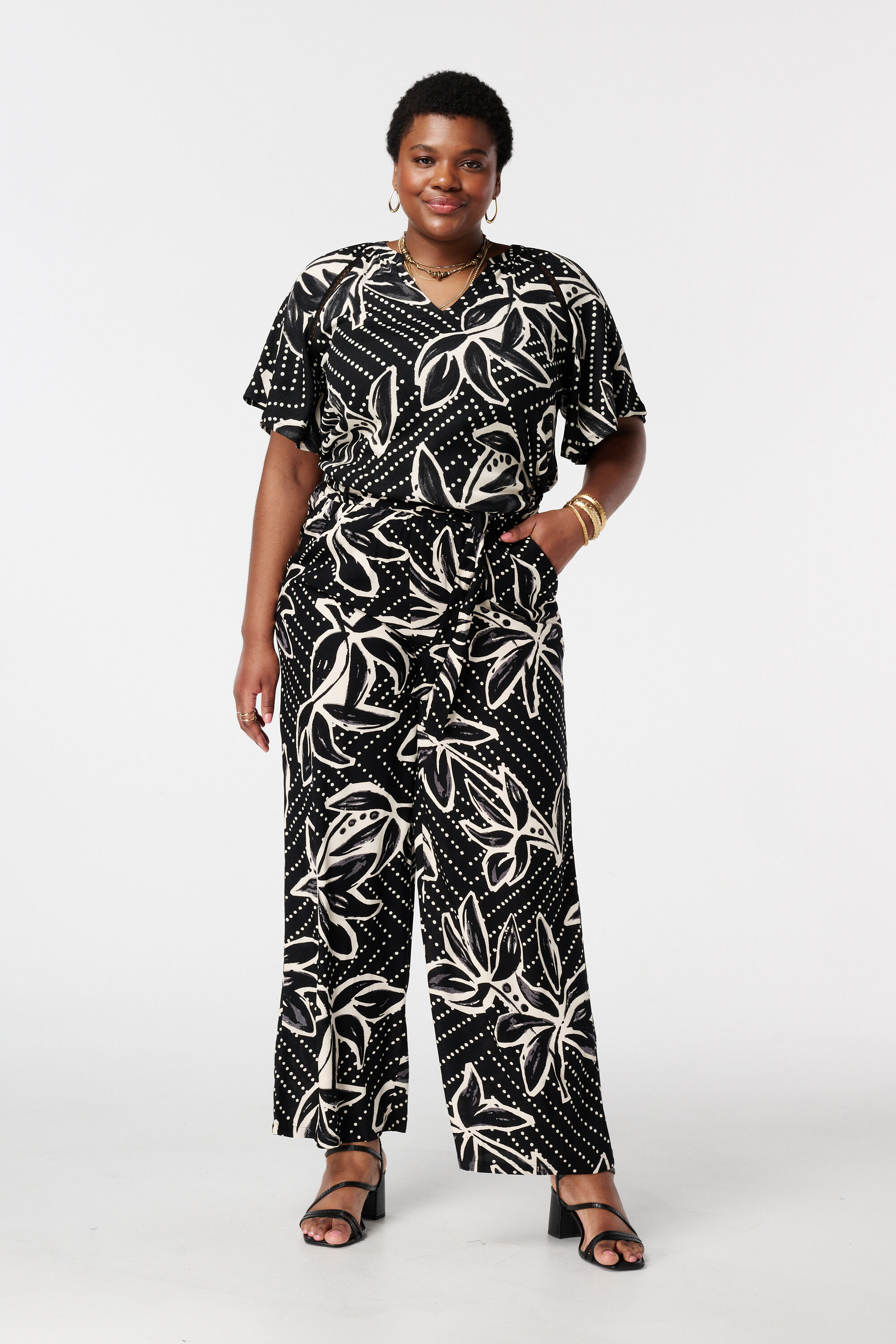 Top &agrave; manches papillon image number 5