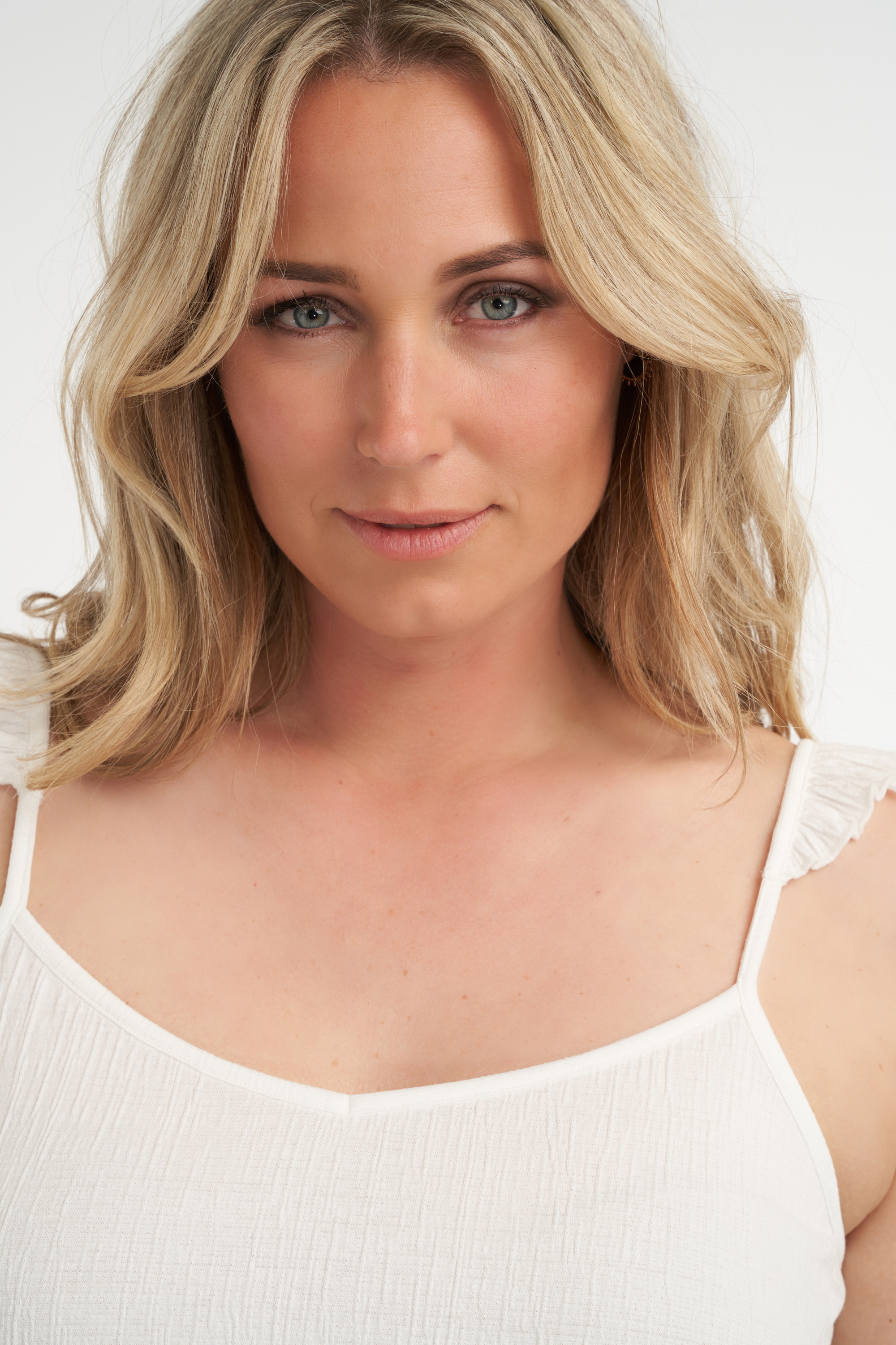 Haut &agrave; volant image number null