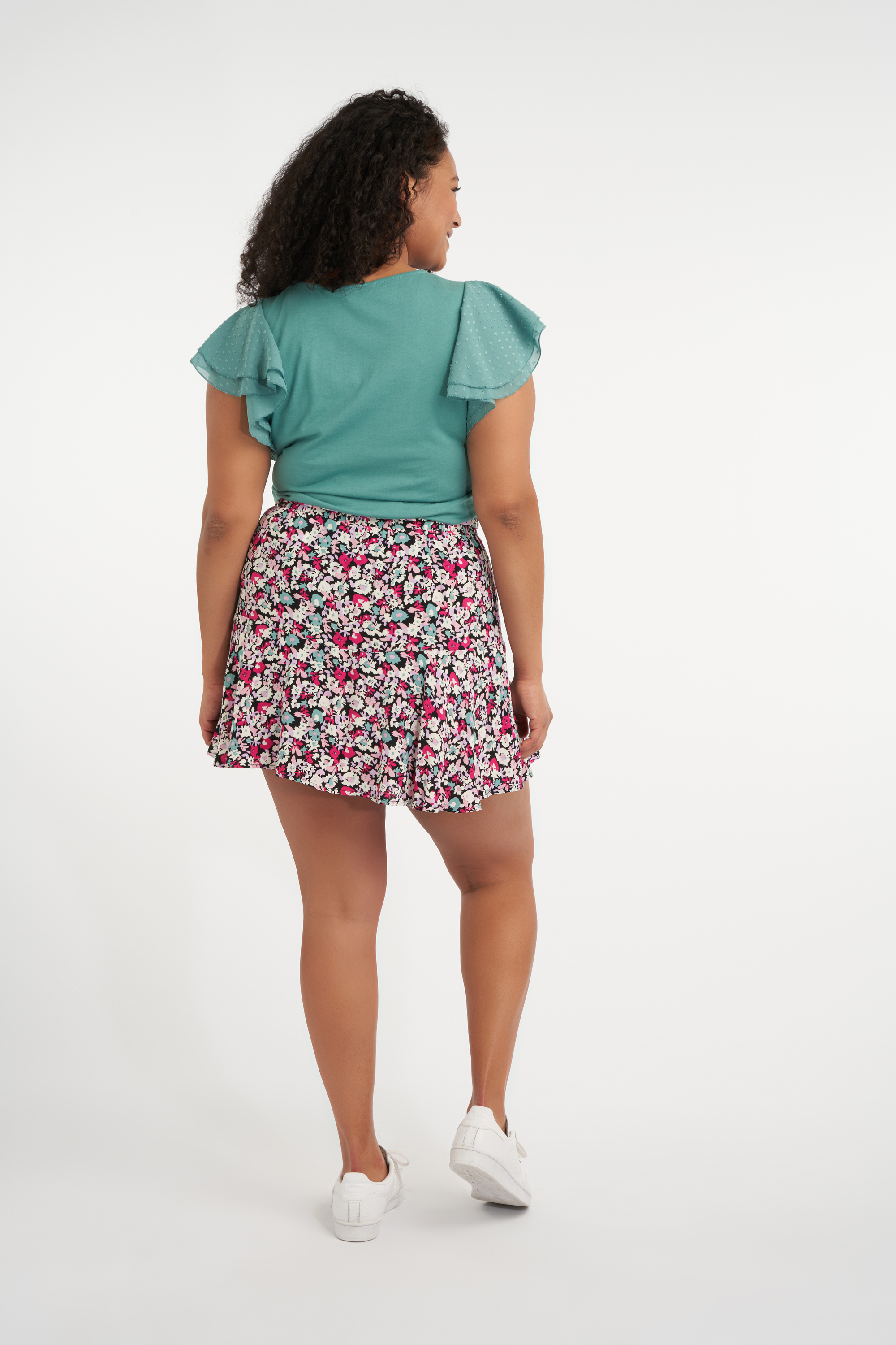 Jupe-short &agrave; ceinture nou&eacute;e image number null