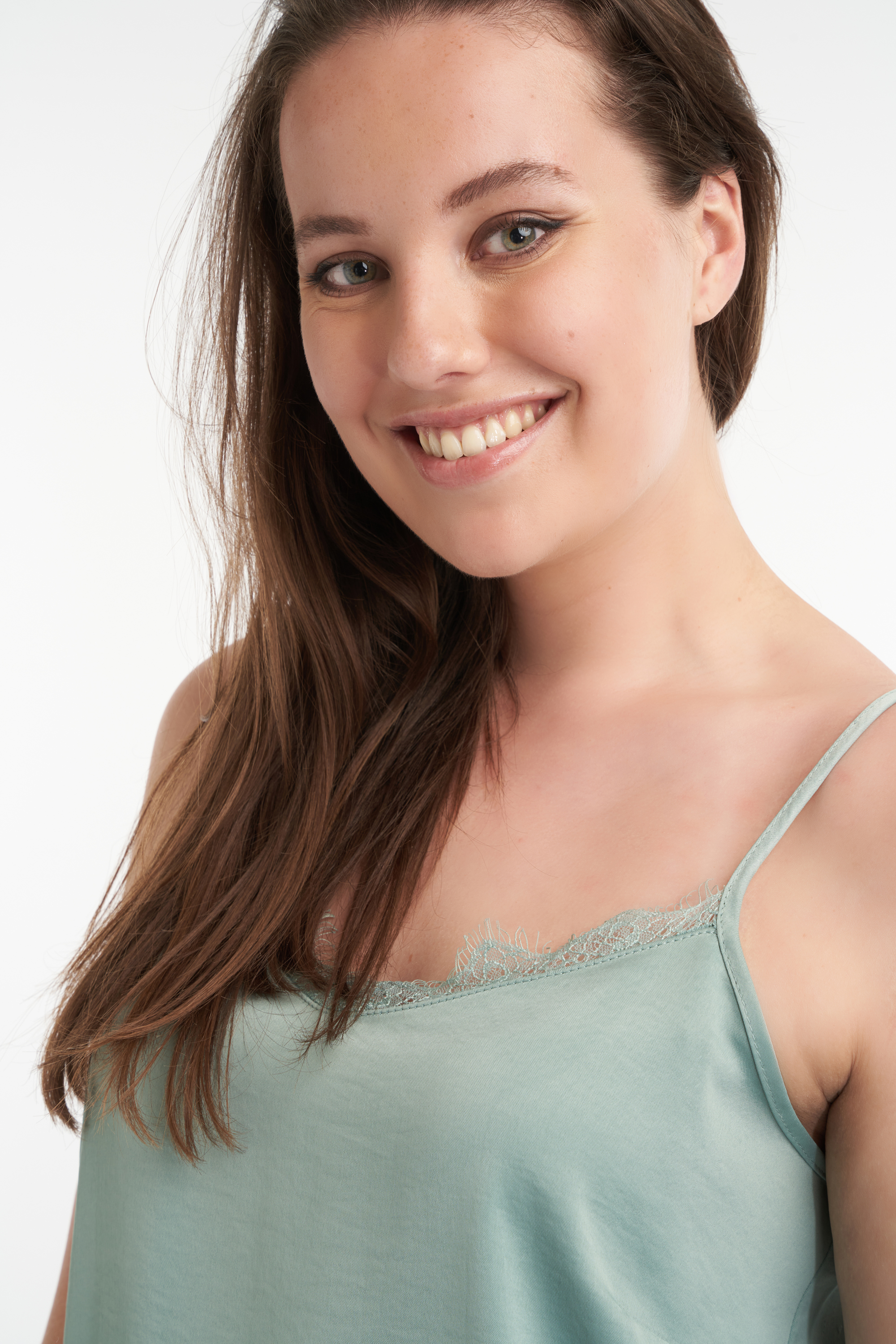 D&eacute;bardeur en dentelle image number null