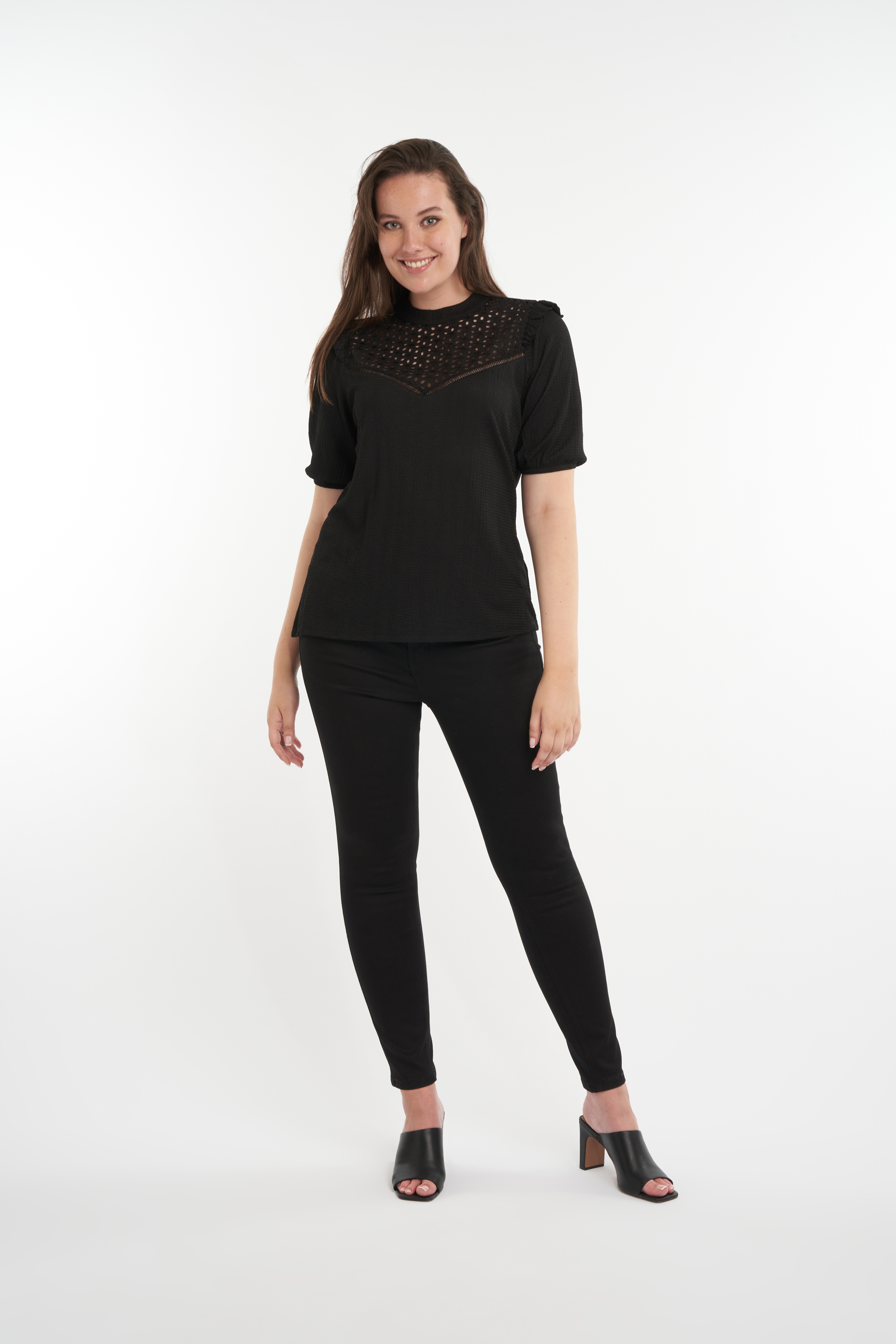 Haut brod&eacute; image number null