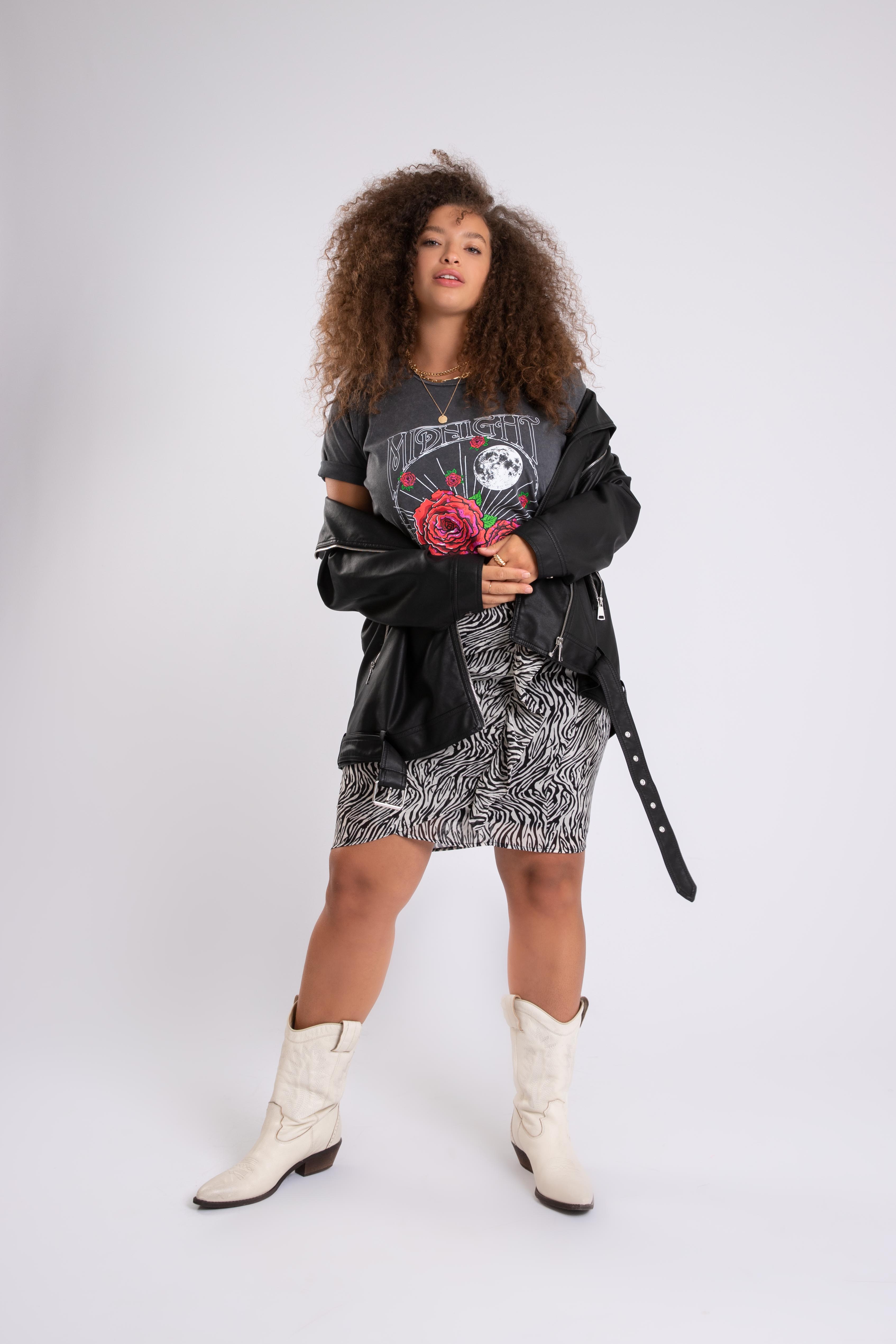 T-shirt &agrave; illustrations image number null