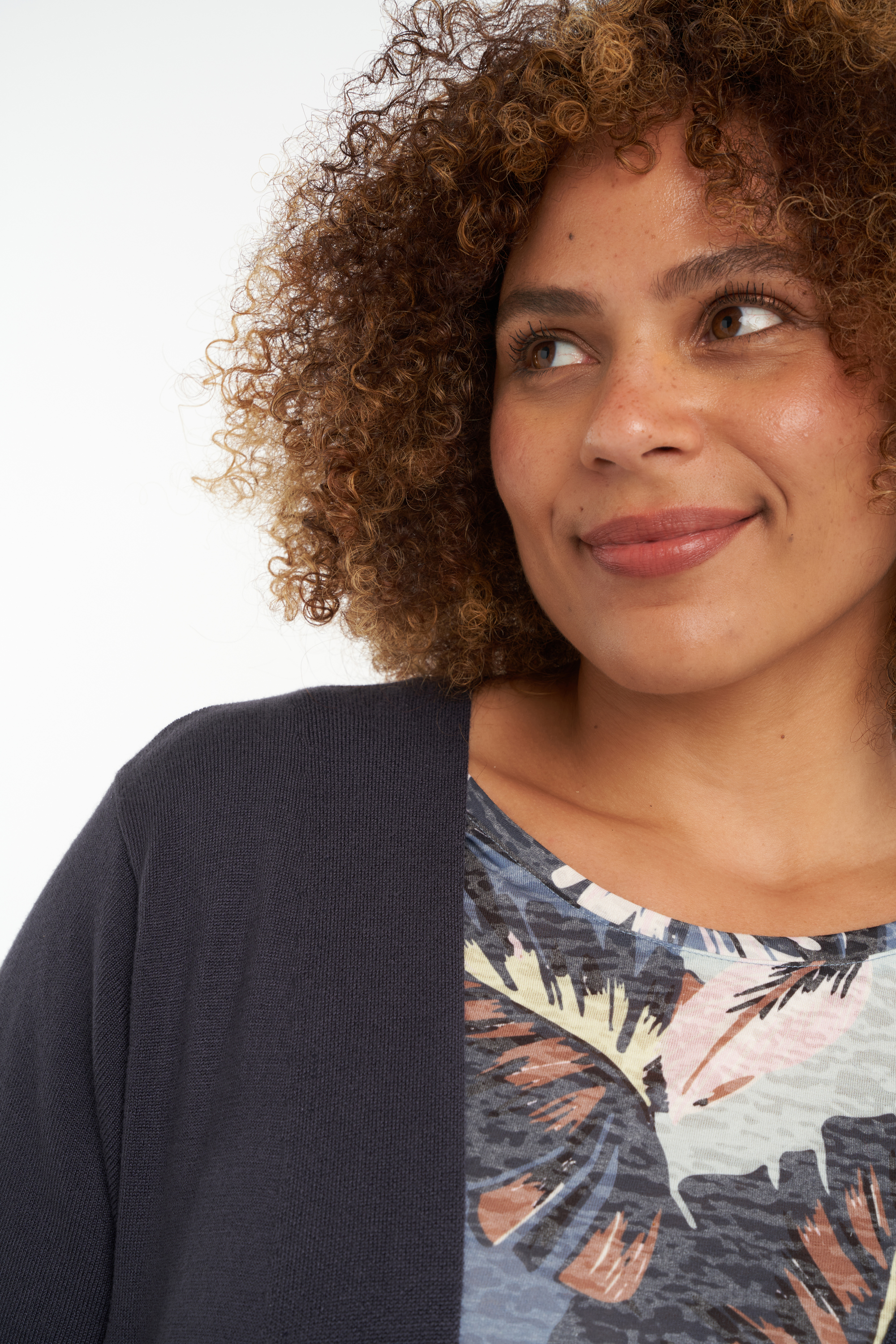 Cardigan ouvert en tricot fin image number null